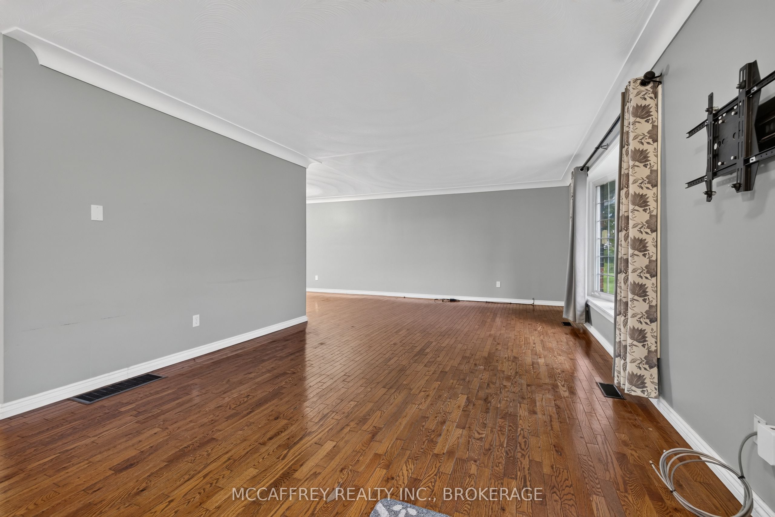 942 County Rd 1 E, Stone Mills, ON K7R 3L2 photo 4