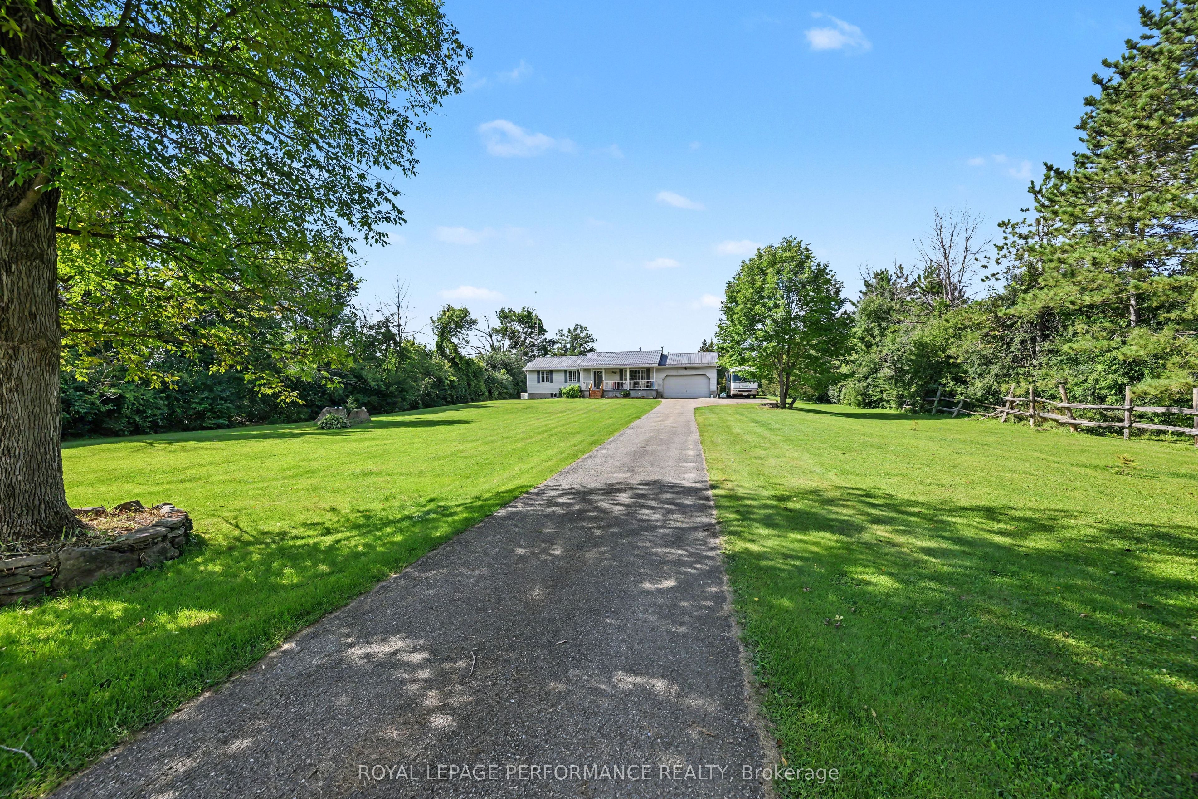 640 Poonamalie Side Road, Drummond/North Elmsley, ON K7A 4S4 photo 3