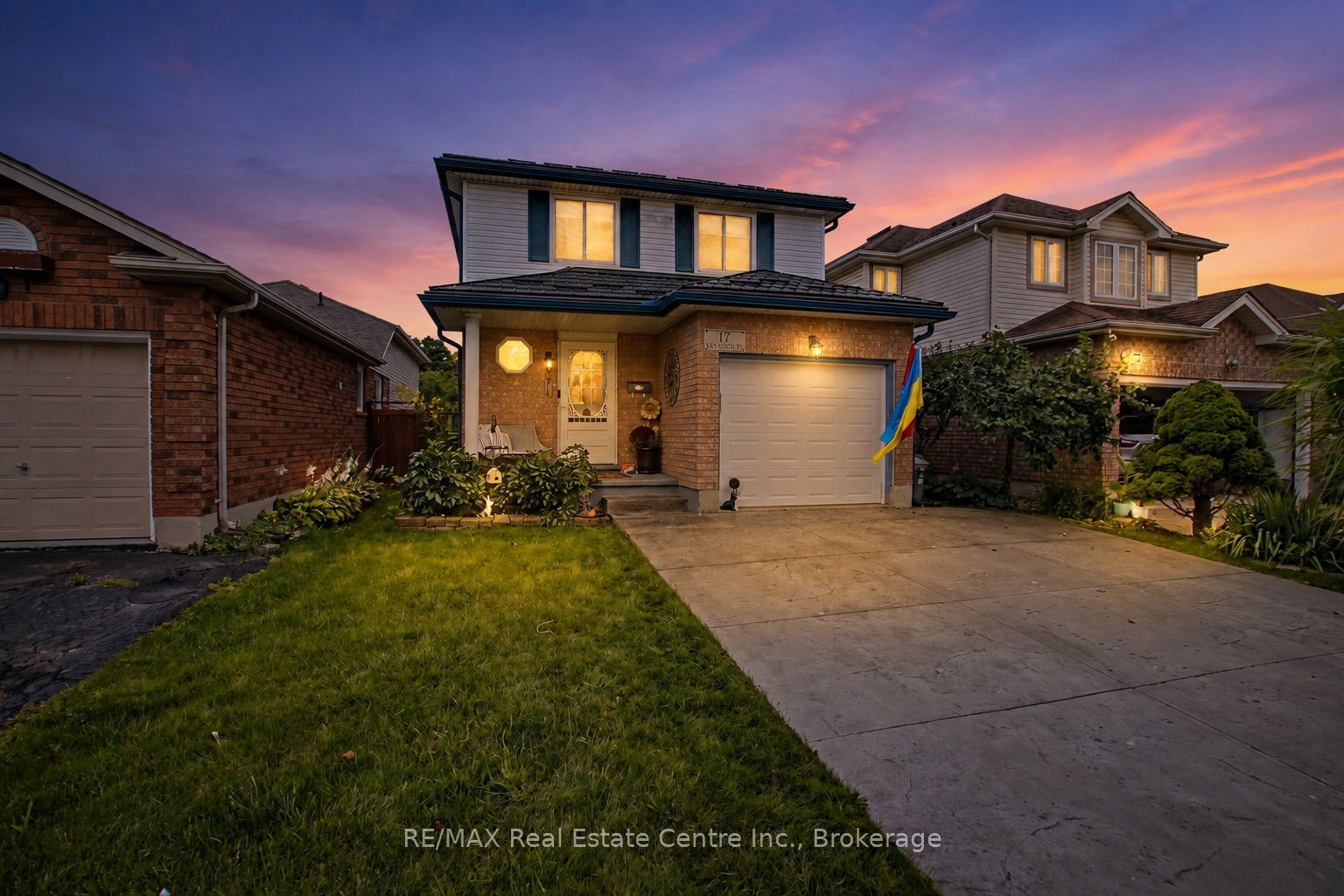17 Bush Clover Crescent, Kitchener, ON N2E 3P9 photo 2