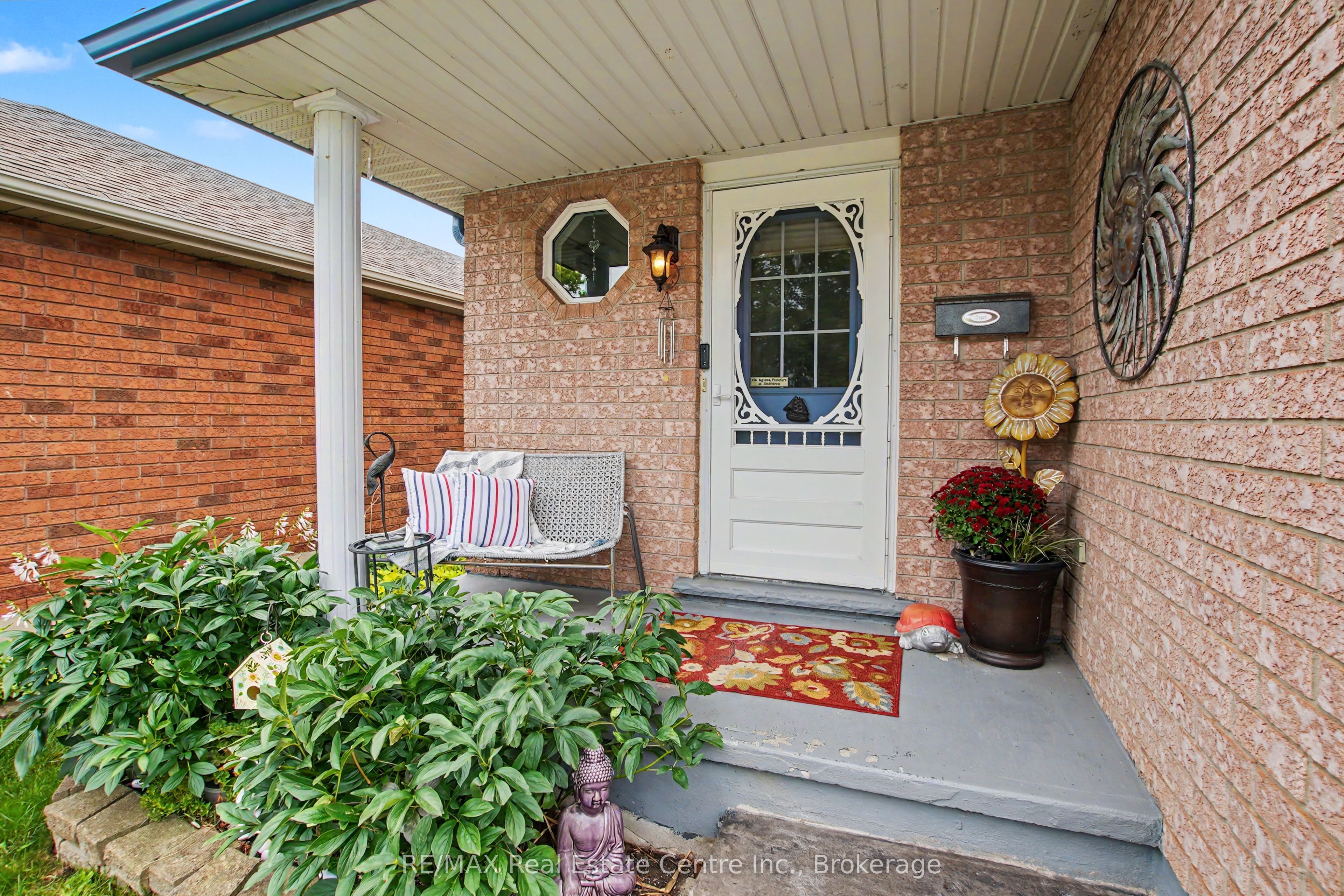 17 Bush Clover Crescent, Kitchener, ON N2E 3P9 photo 4