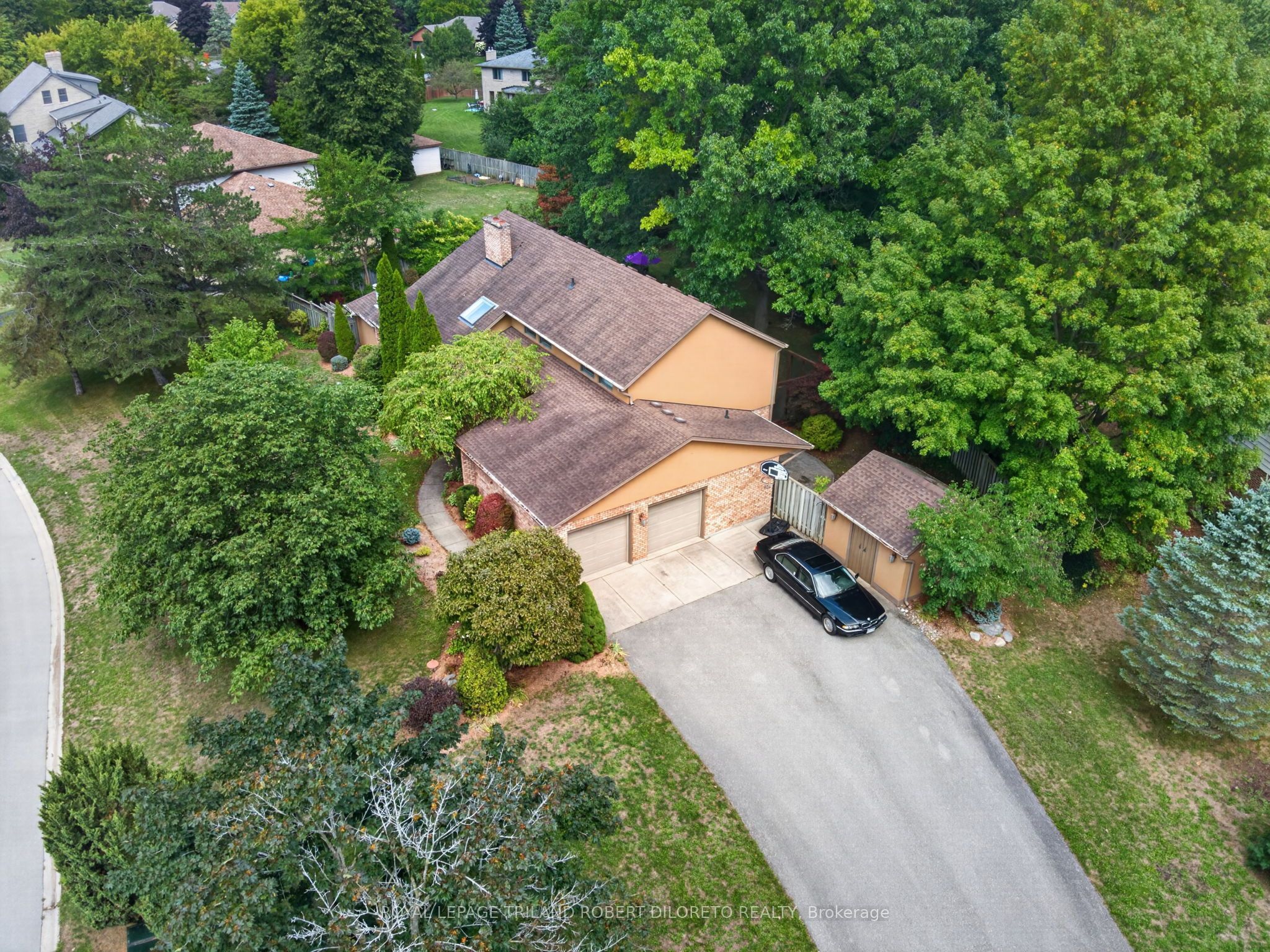 39 Westbrook Drive, Middlesex Centre, ON N0L 1R0 photo 2