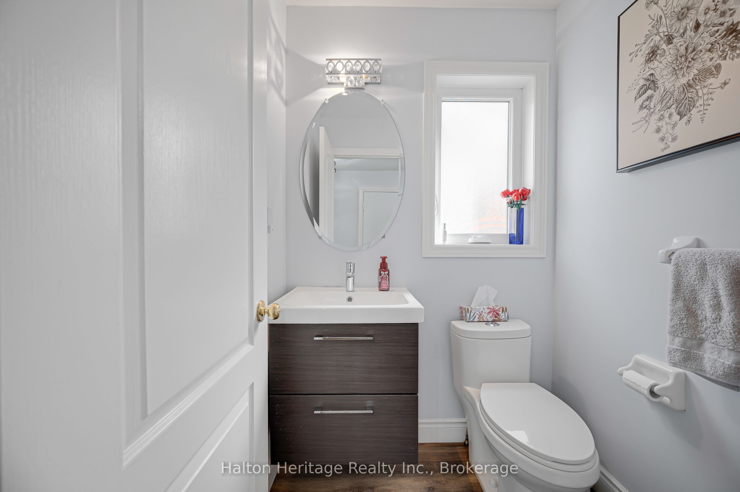 24 Segwun Road, Hamilton, ON L8B 0K2 photo 4