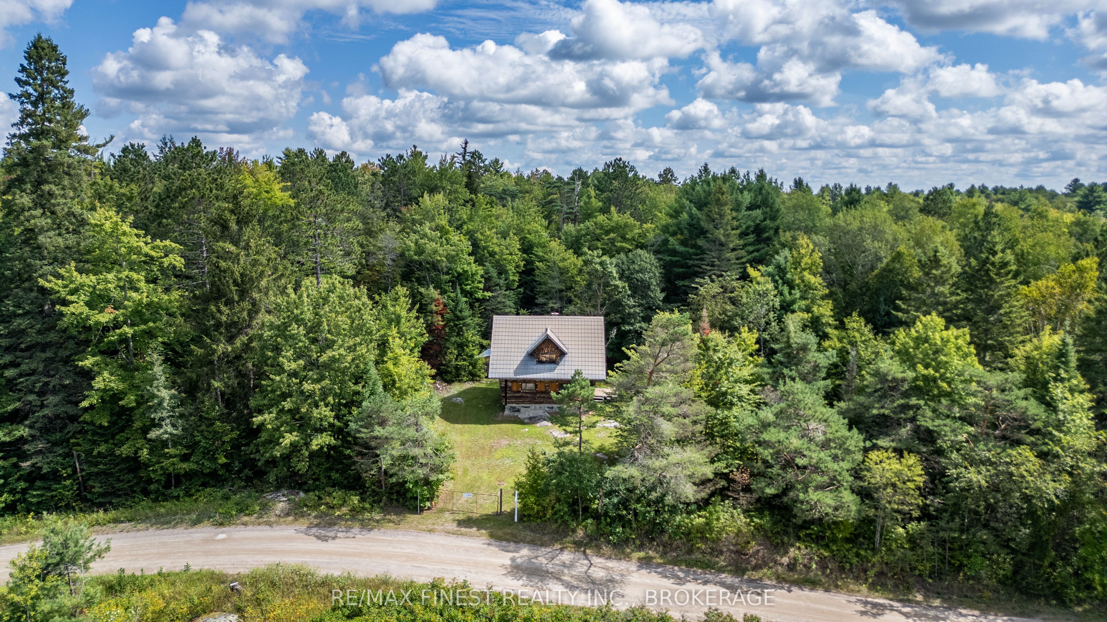 119 Kennebec Road, Addington Highlands, ON K0H 2G0