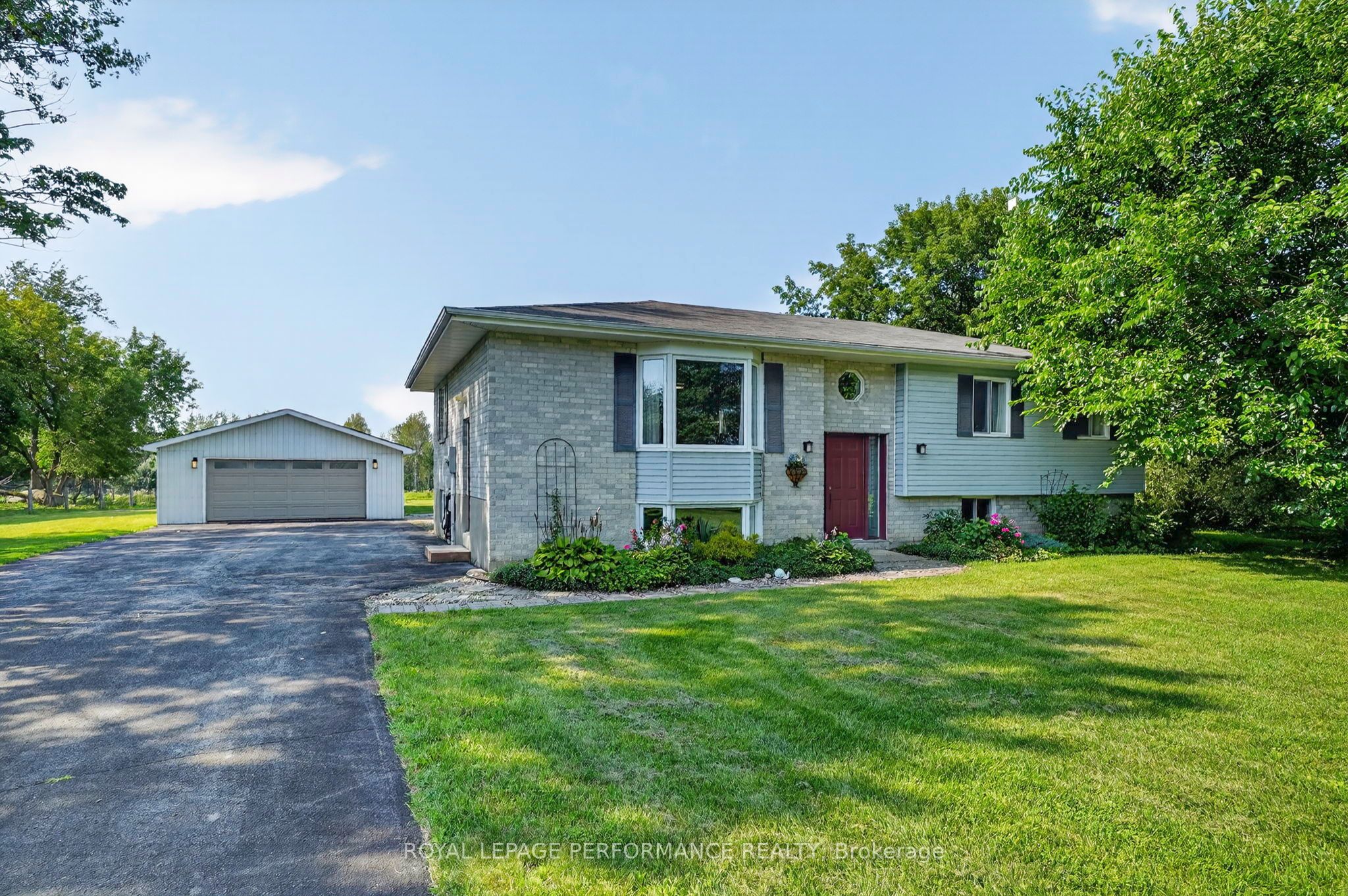 16217 Northfield Road, South Stormont, ON K0C 1R0 photo 2