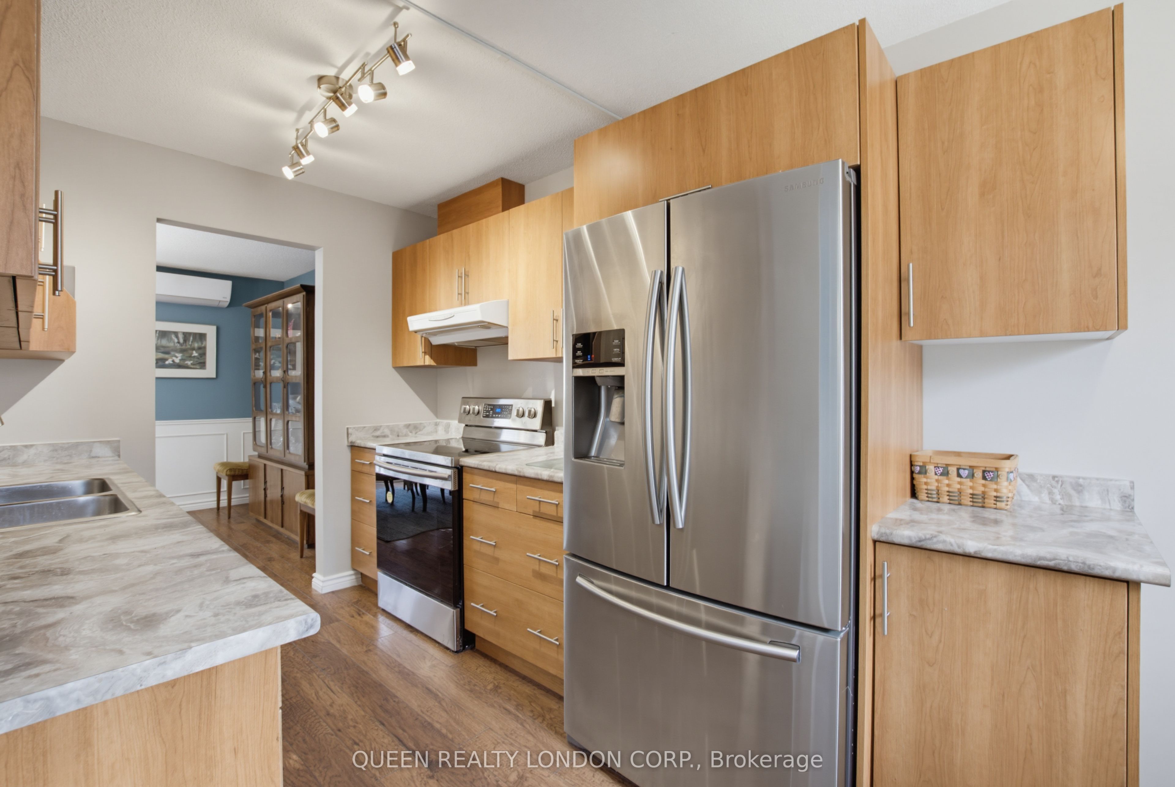 528 Cranbrook Road E, London South, ON N6K 2X3 photo 5