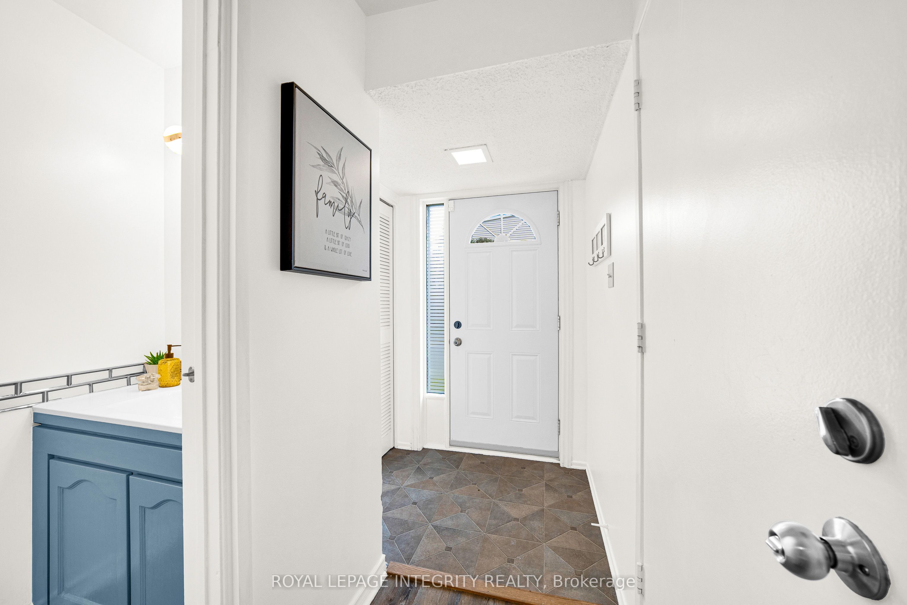340 Stowe Court 171, Kanata, ON K2K 1Z6 photo 4