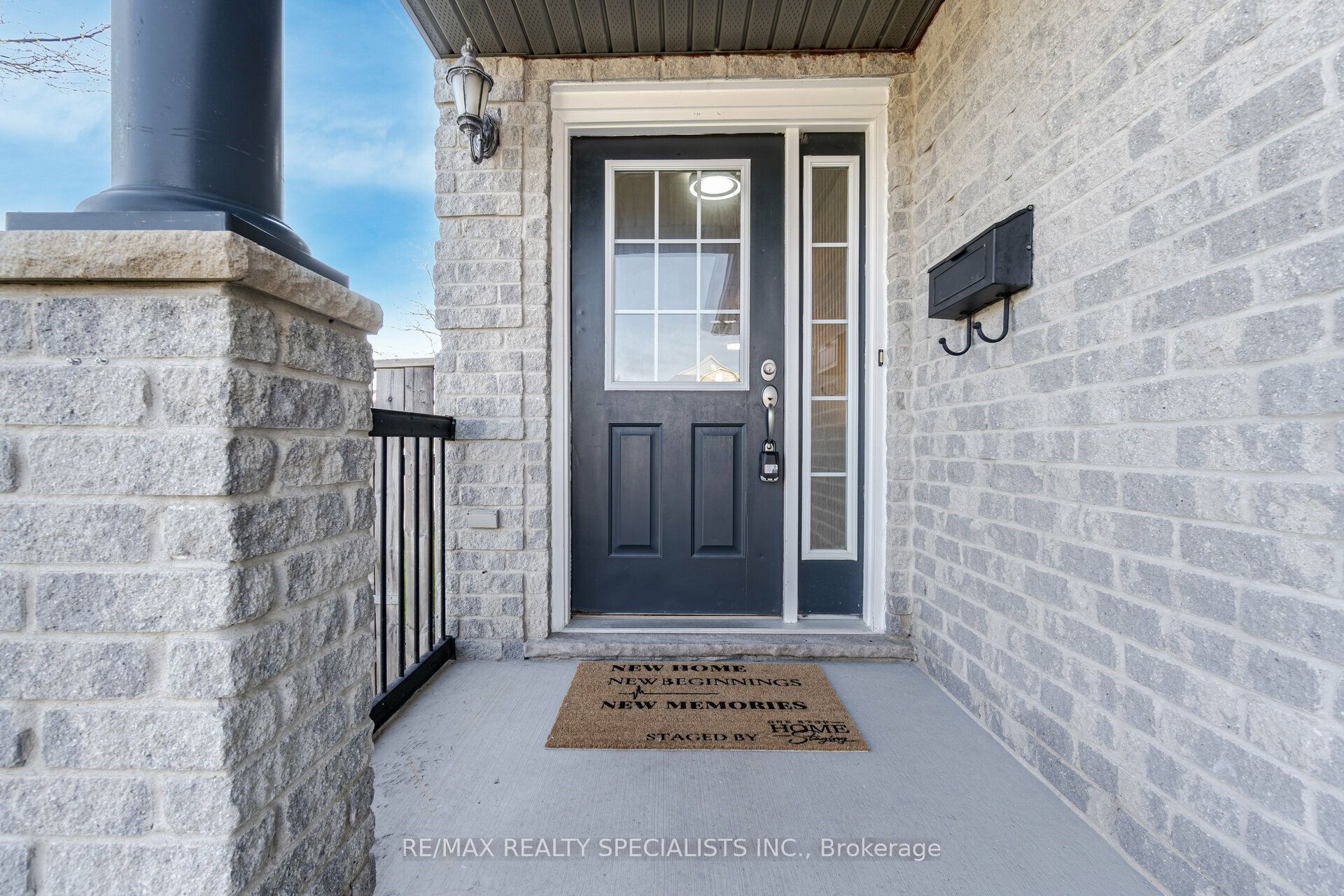1435 Mickleborough Drive, London North, ON N6G 5R5 photo 4