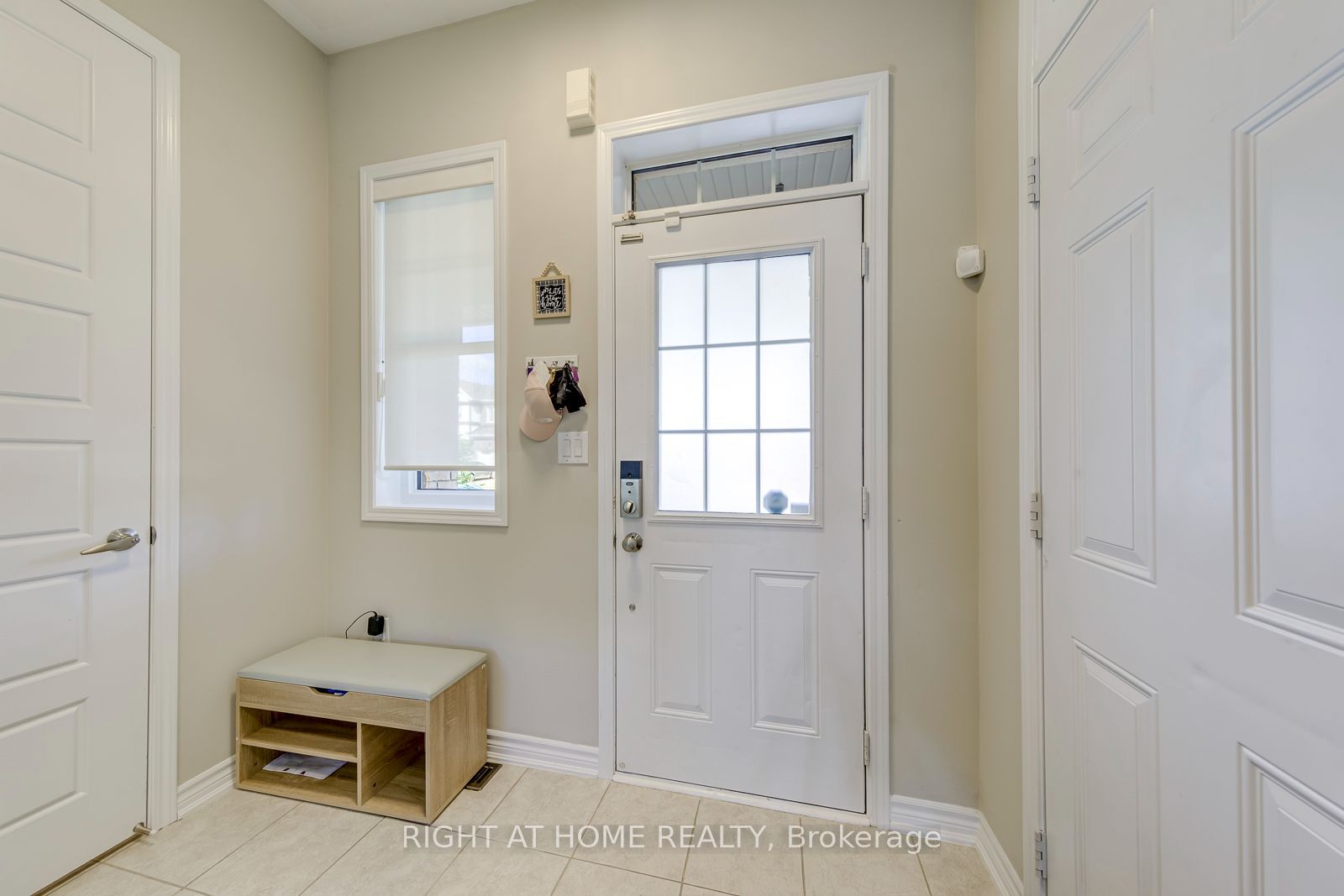 40 Stillwater Crescent, Hamilton, ON L8B 1V6 photo 4
