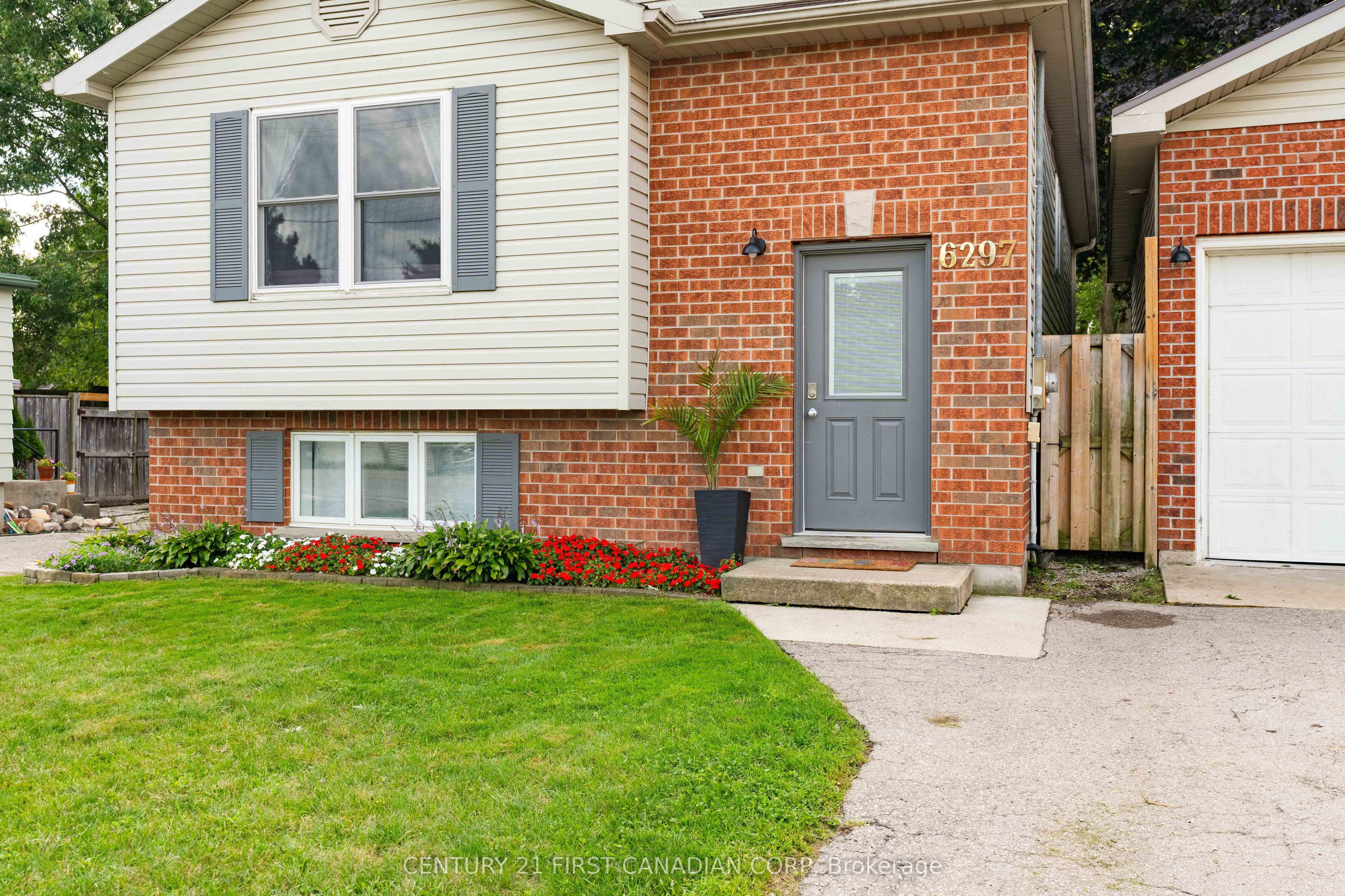6297 William Street, Lucan Biddulph, ON N0B 2P0 photo 5