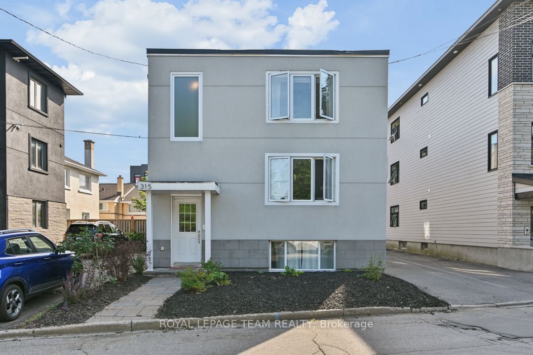 315 Lajoie Street, Vanier and Kingsview Park, ON K1L 7H3 photo 2