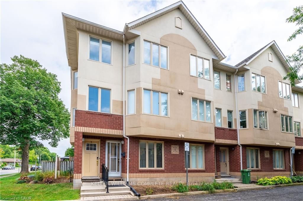266 LIMERIDGE Road E 1, Hamilton, ON L9A 2S7
