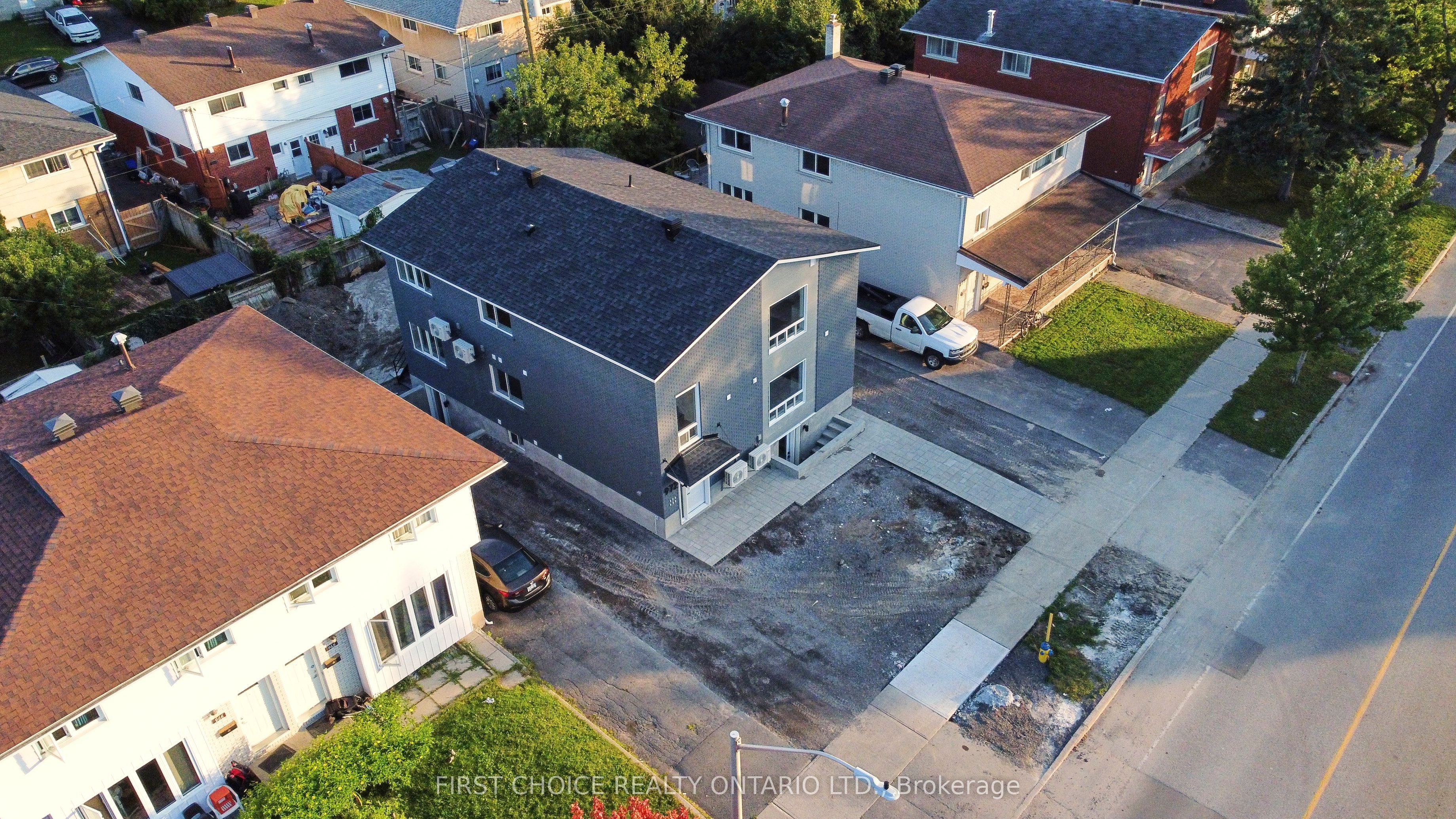 972 Dynes Road, Mooneys Bay - Carleton Heights and Area, ON K2C 0G8 photo 2