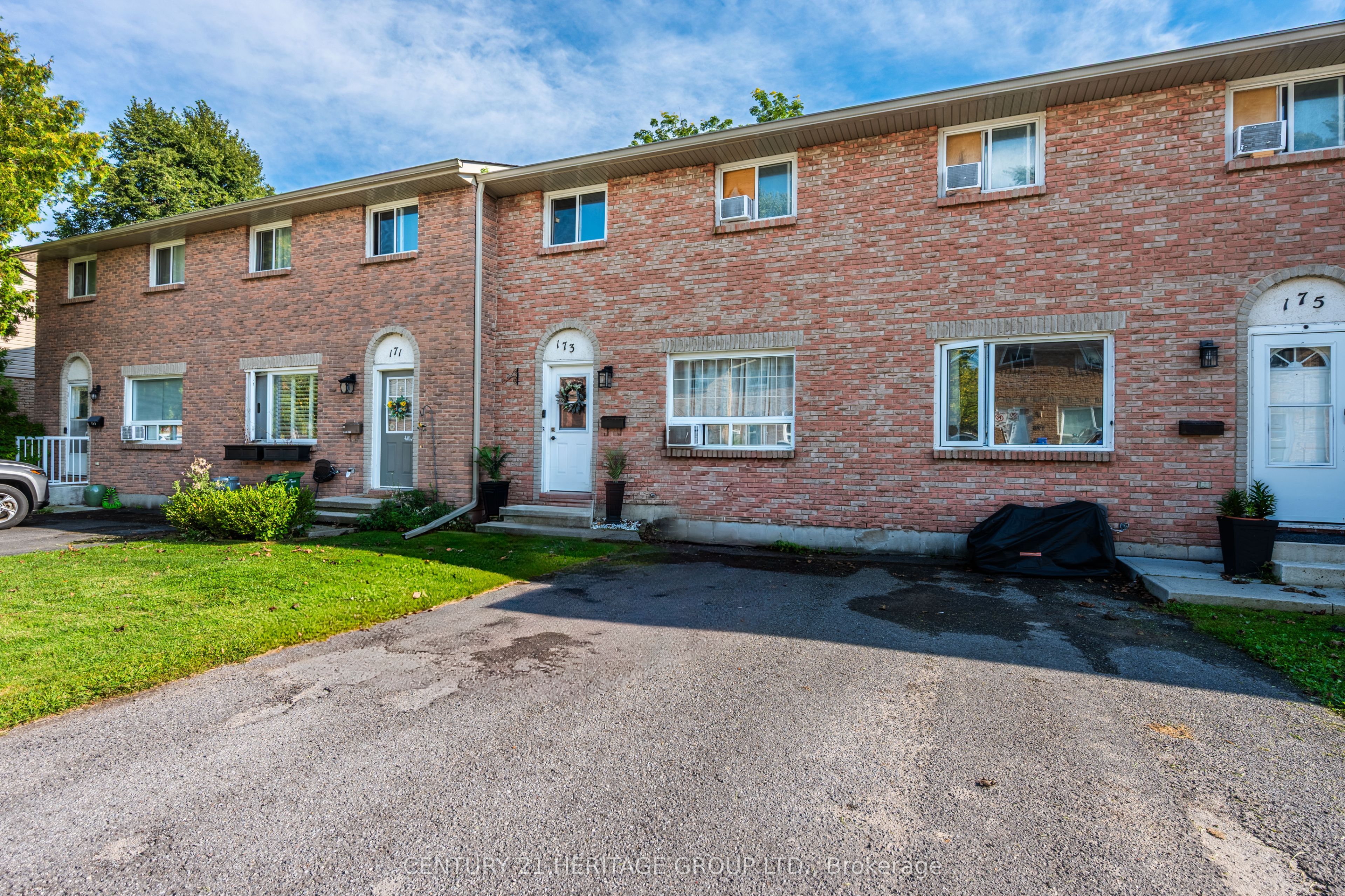 173 Rosemund Crescent, Kingston, ON K7M 6Z2