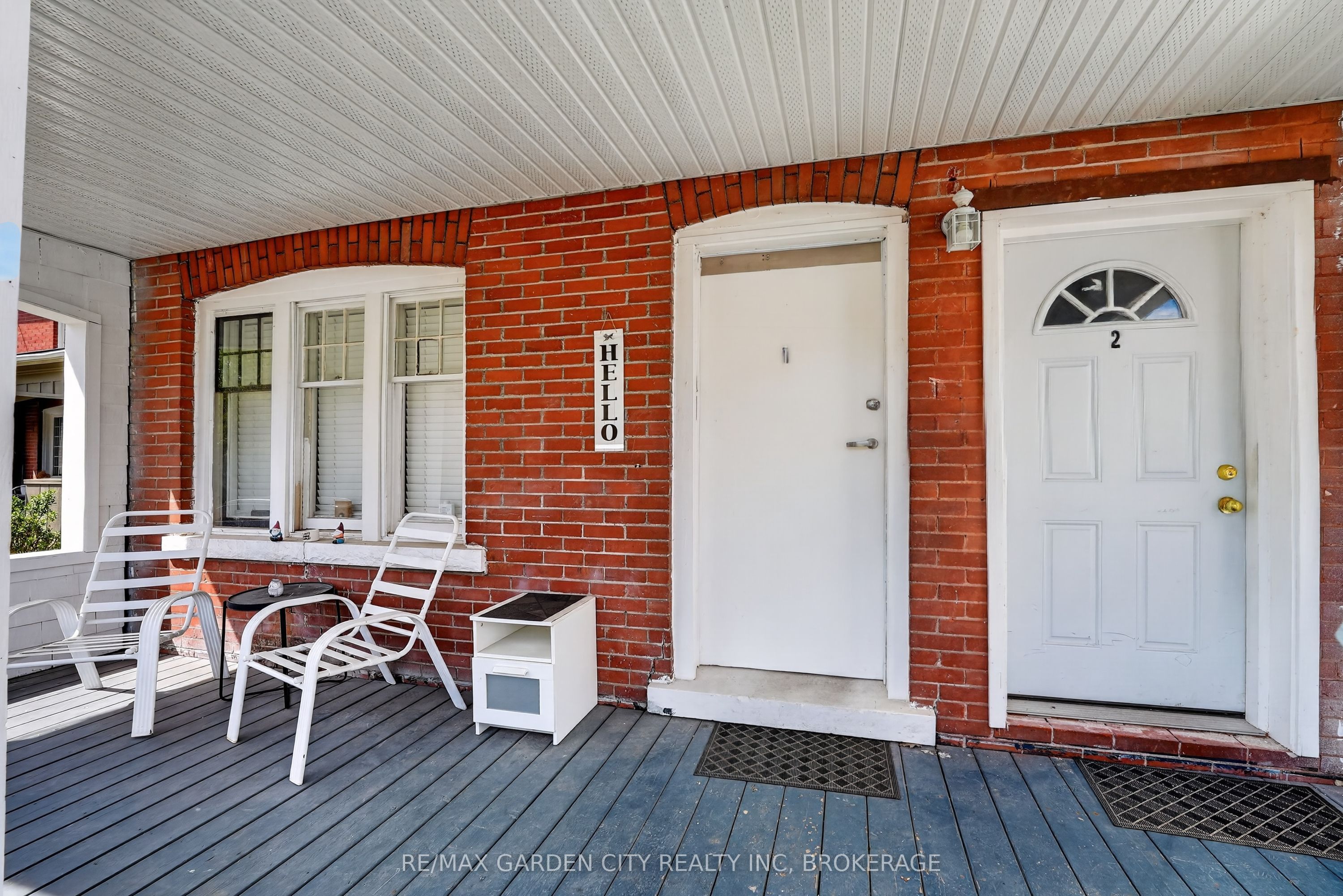 43 York Street, St. Catharines, ON L2R 6C2 photo 2