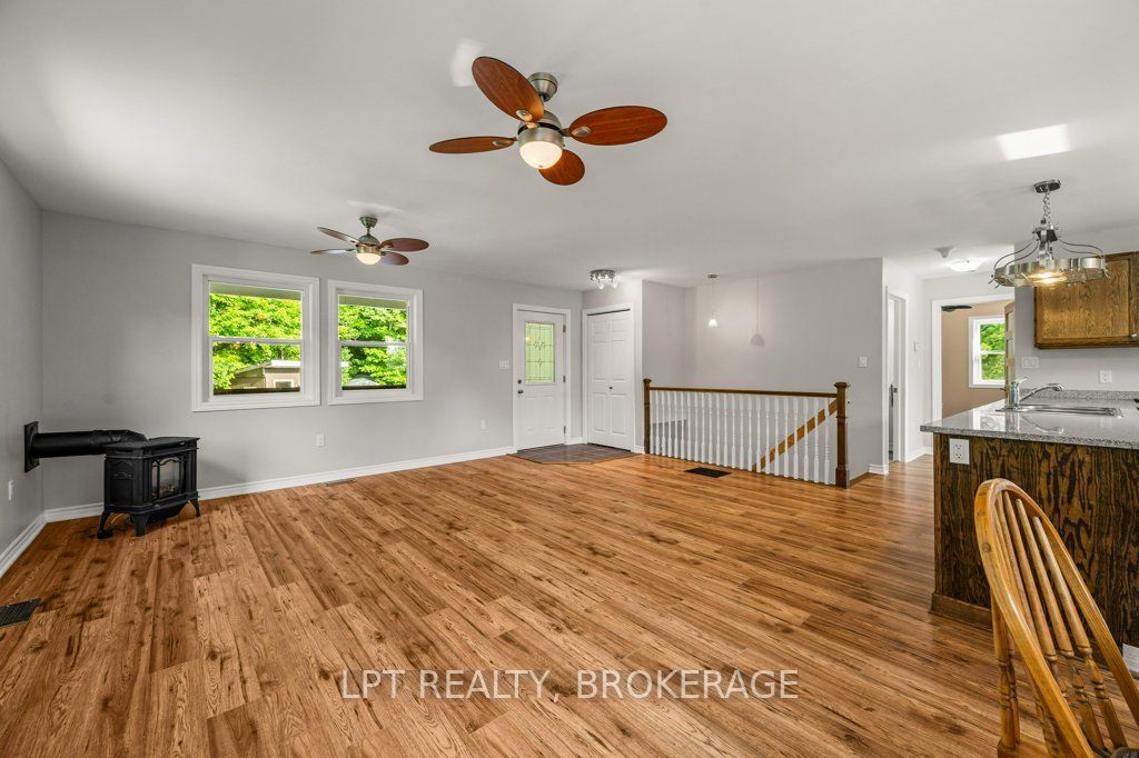 131 Leisure Point Road, Rideau Lakes, ON K0G 1X0 photo 5