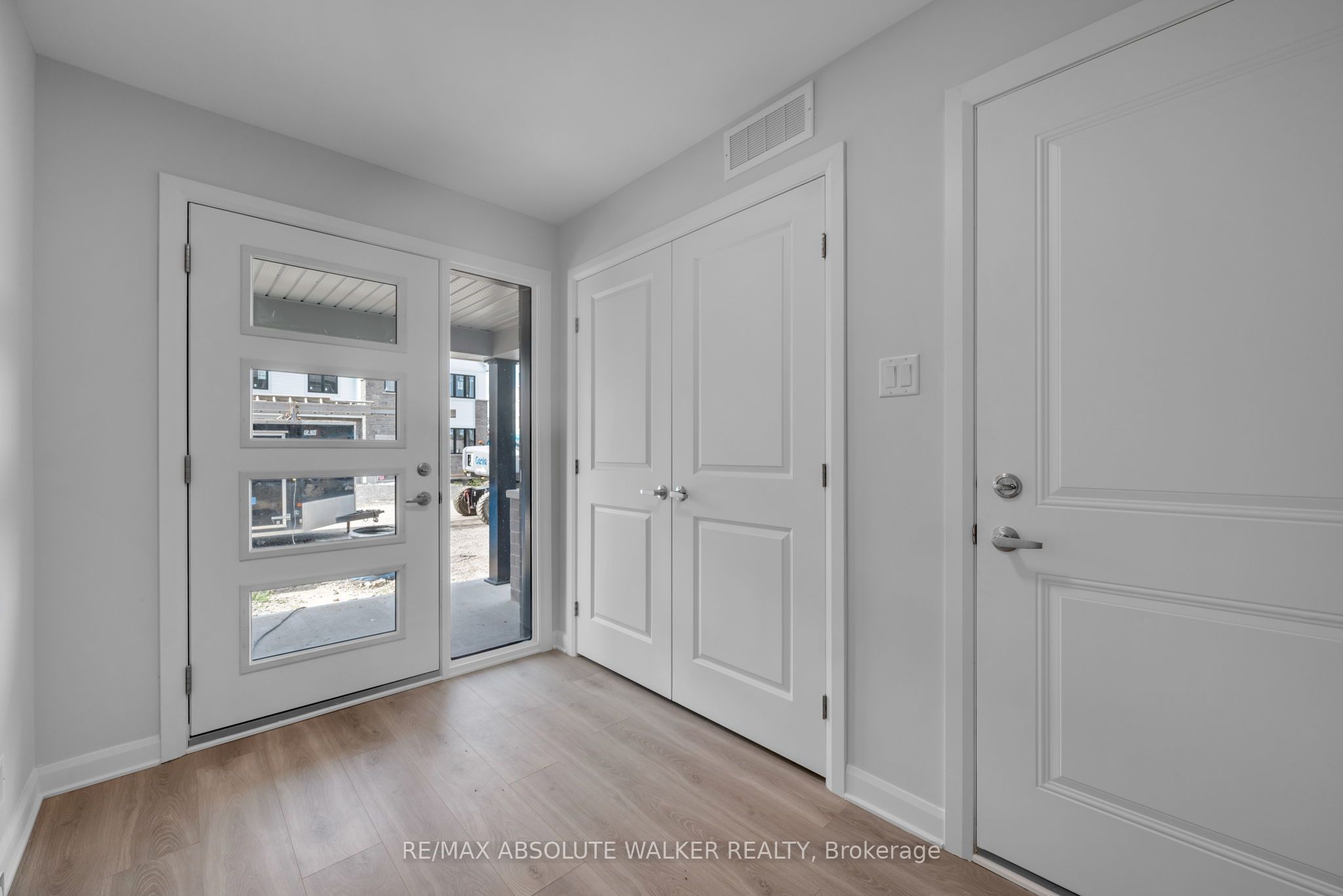 744 Harold Mathie Street, Mississippi Mills, ON K0A 1A0 photo 4