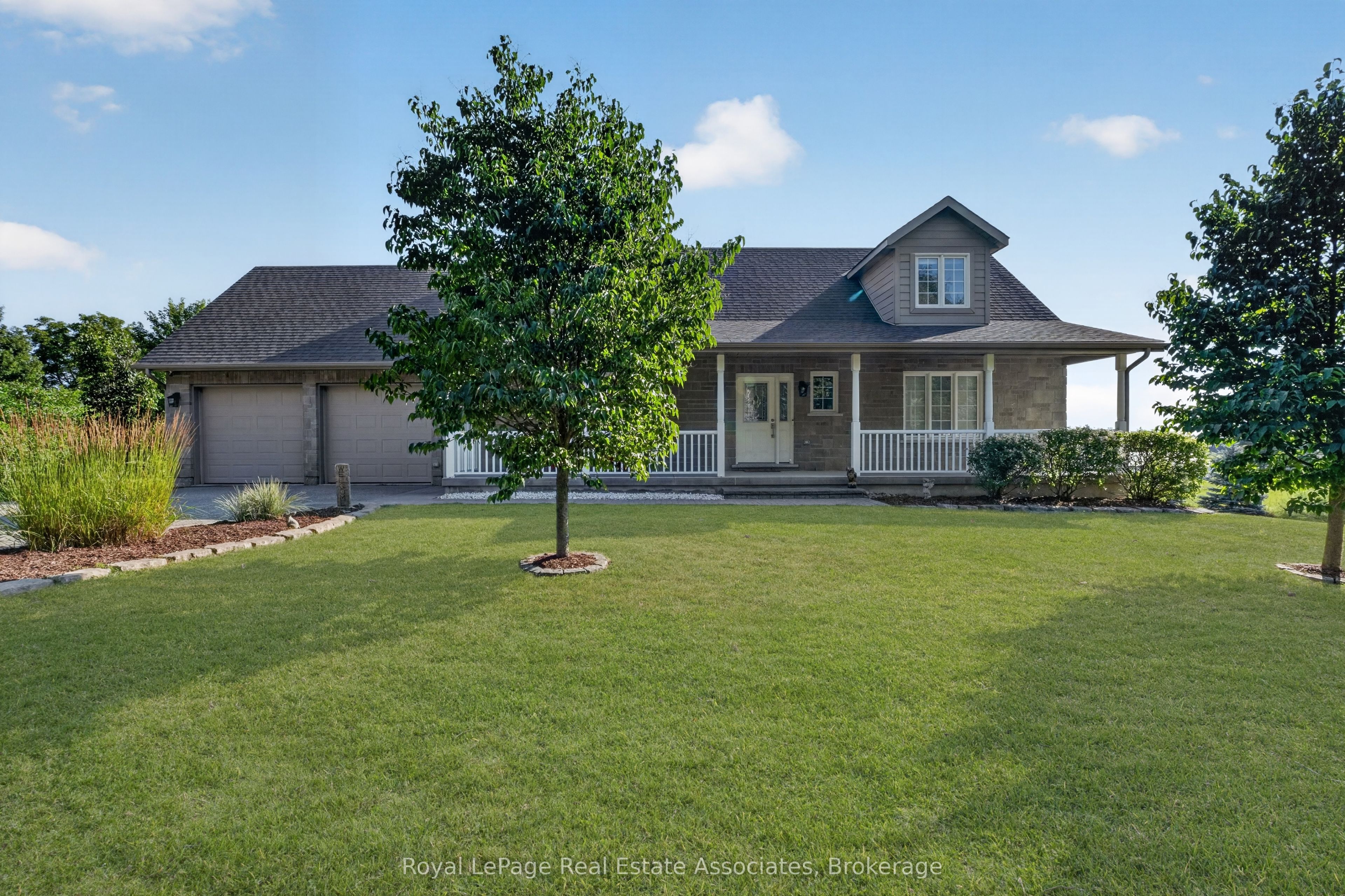 5767 Tenth Line, Erin, ON N0B 1T0 photo 2