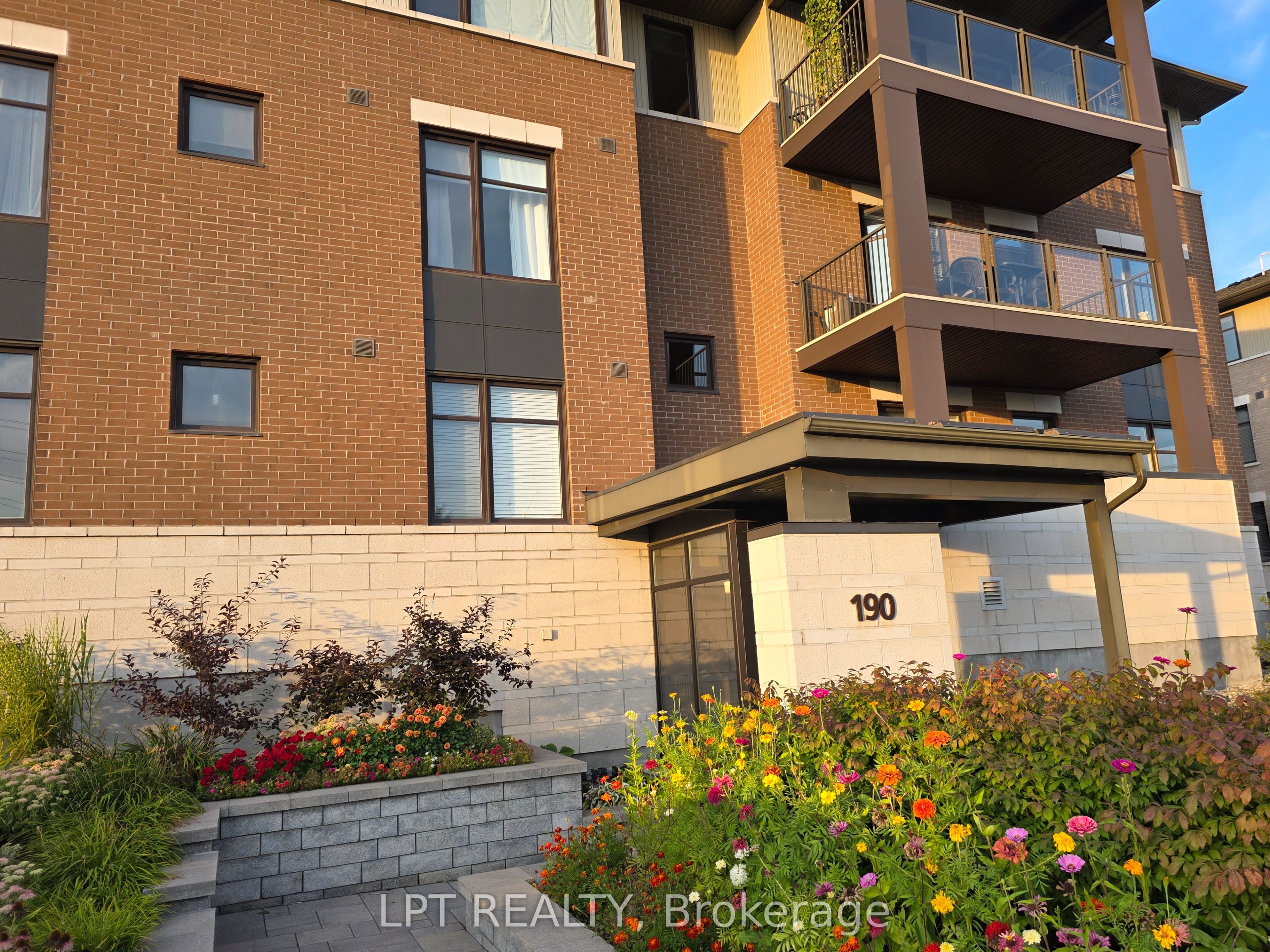 190 GUELPH Private 203, Kanata, ON K2T 0C3 photo 3