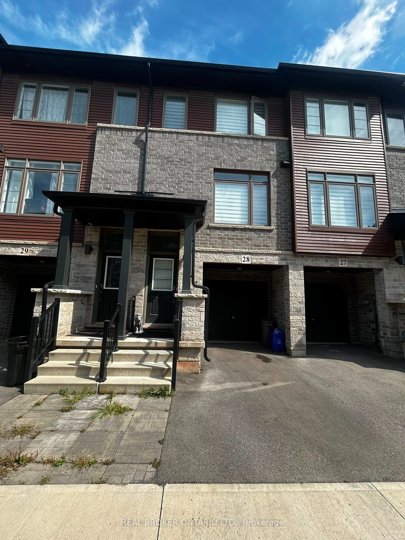 575 Woodward Avenue 28, Hamilton, ON L8H 6P2 photo 2