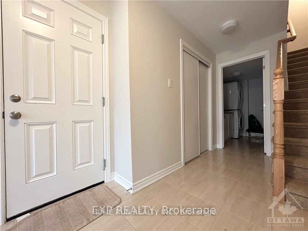 229 ATIMA Circle, Barrhaven, ON K2J 6T3 photo 2
