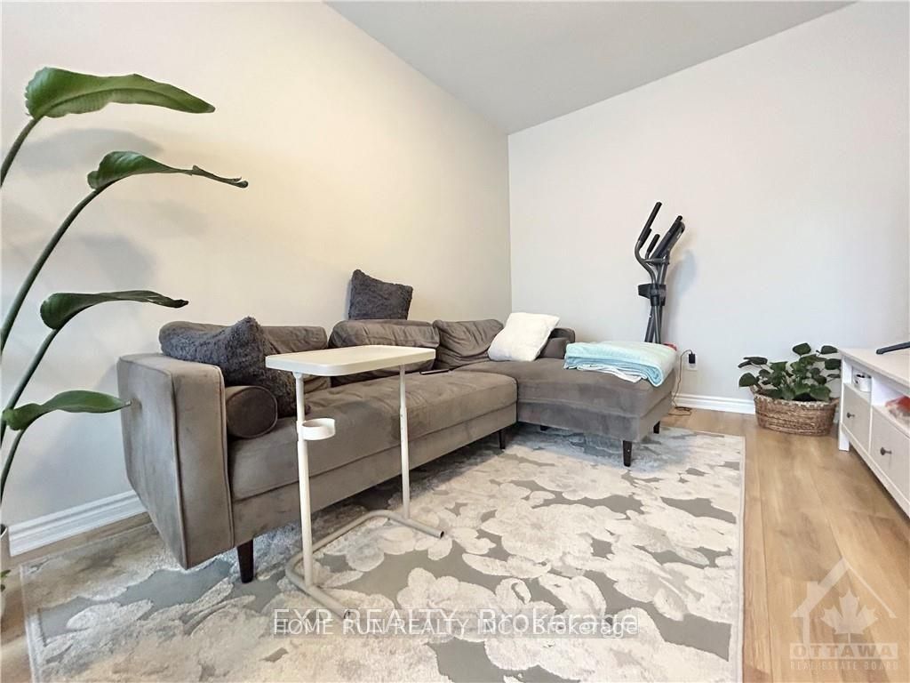 229 ATIMA Circle, Barrhaven, ON K2J 6T3 photo 4