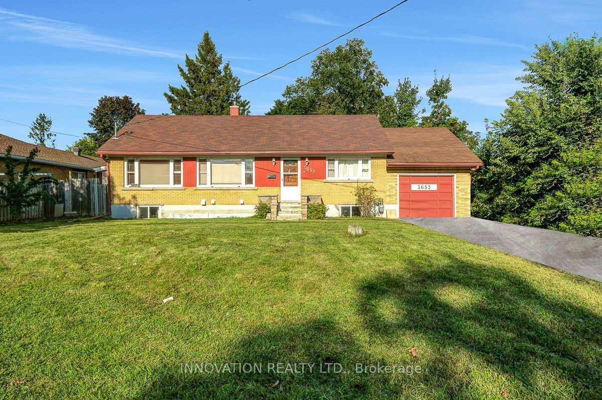 3653 Albion Road, Blossom Park - Airport and Area, ON K1T 1A4