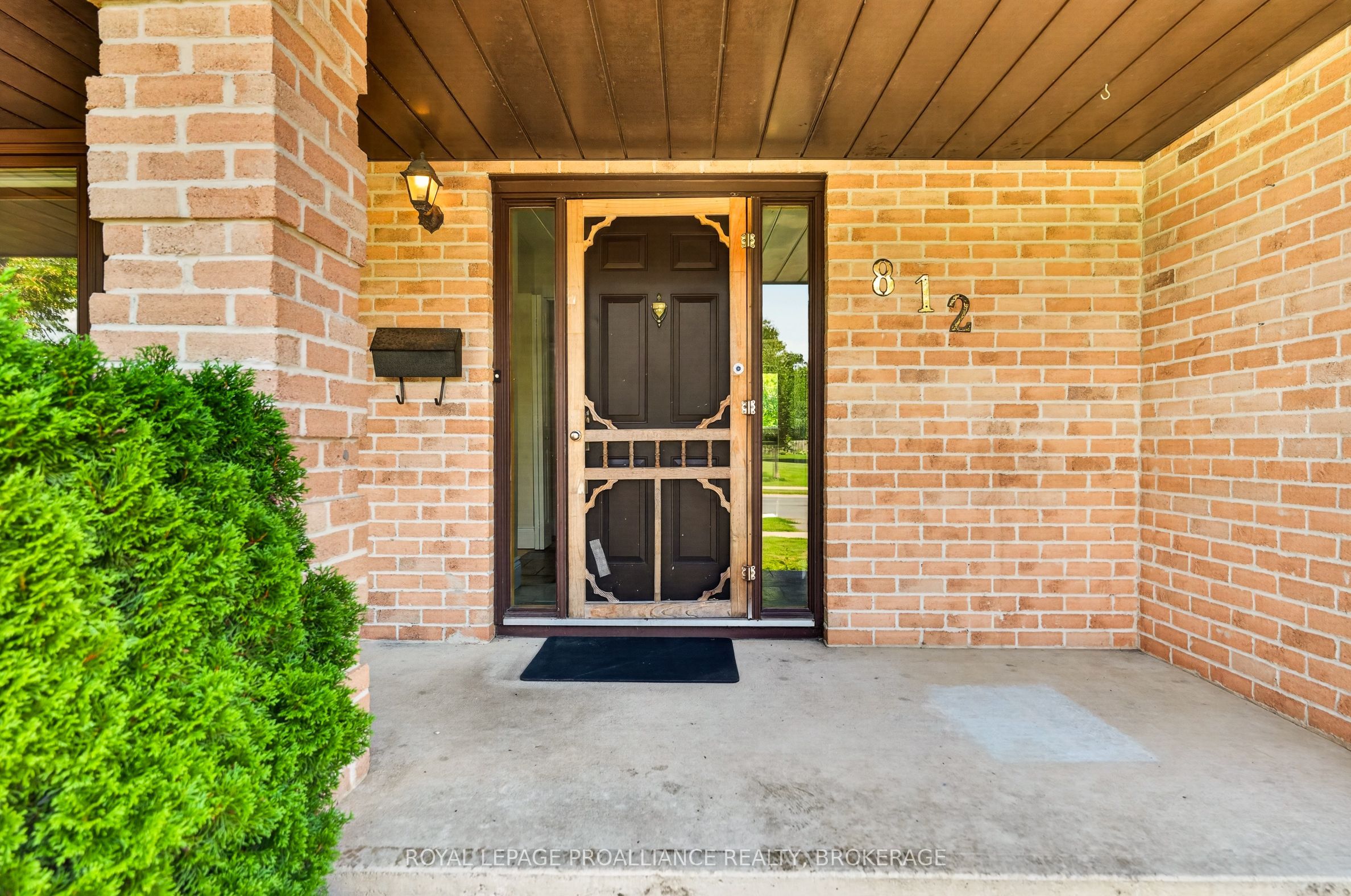 812 Lancaster Drive, Kingston, ON K7P 1P9 photo 3