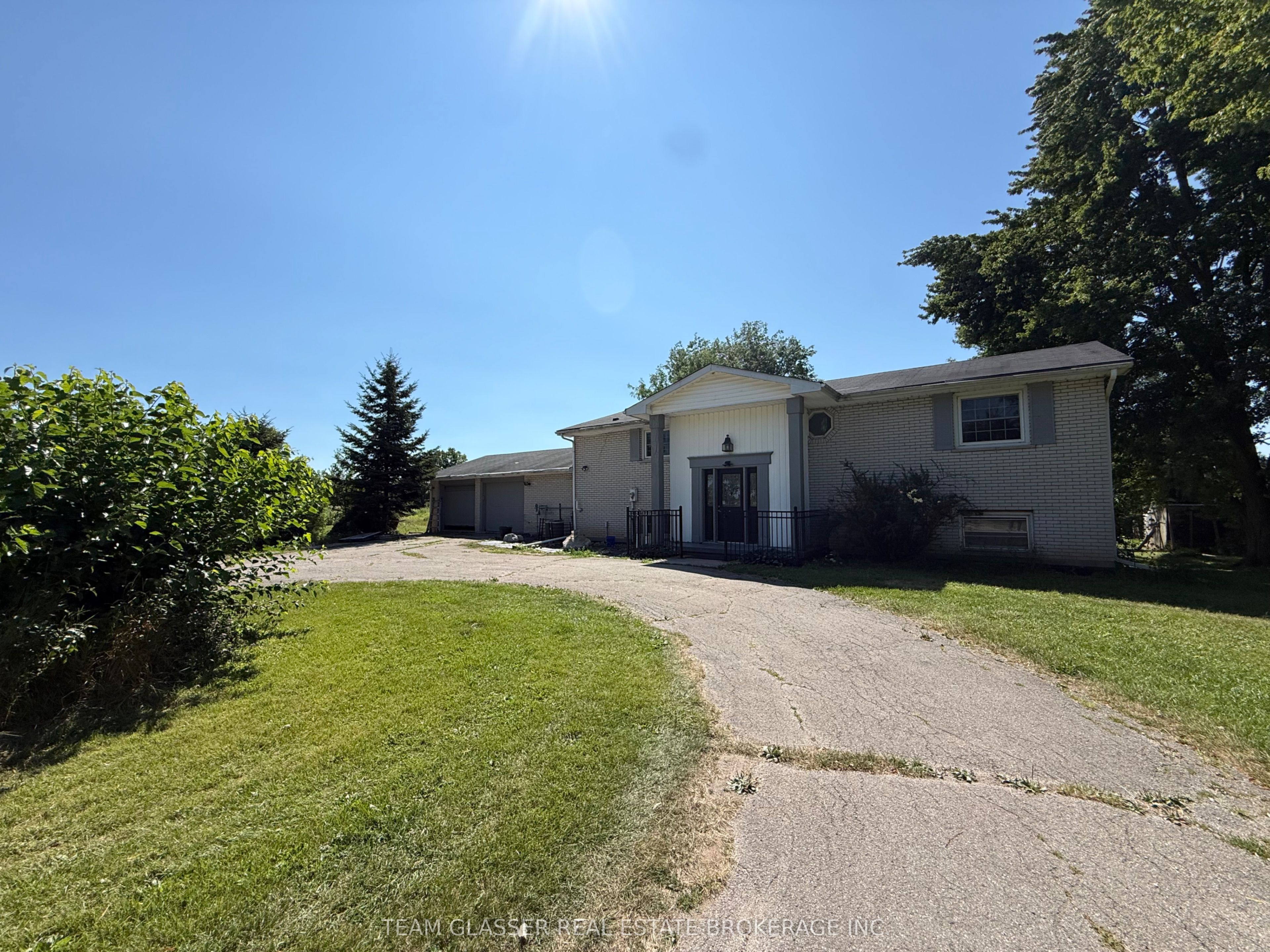 7395 WESTMINSTER Drive, London South, ON N6P 1N4 photo 2