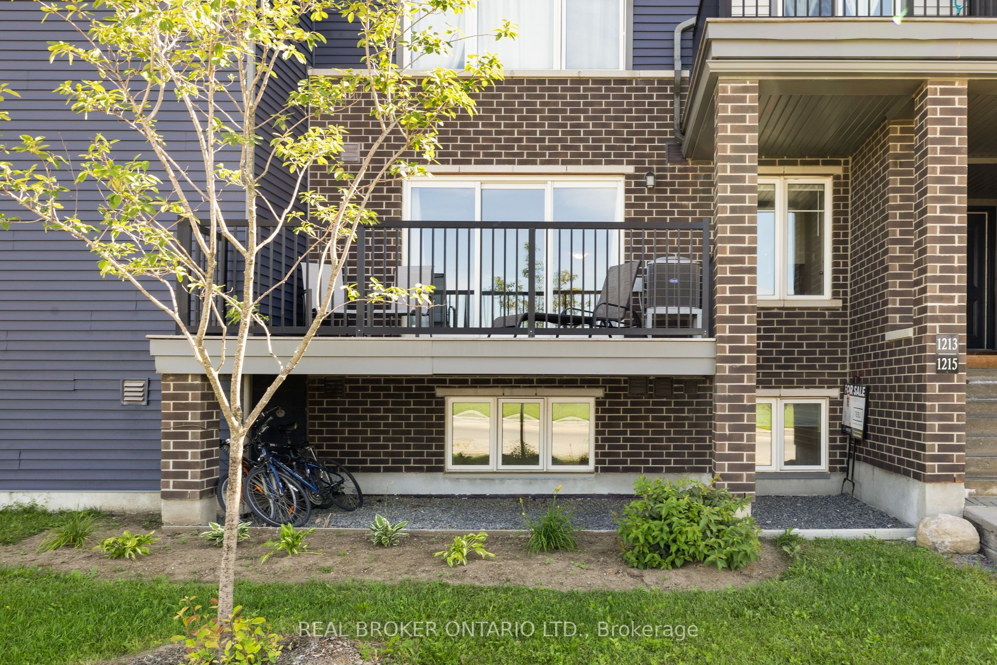 1213 Chapman Mills Drive 2, Barrhaven, ON K2J 6R5 photo 4