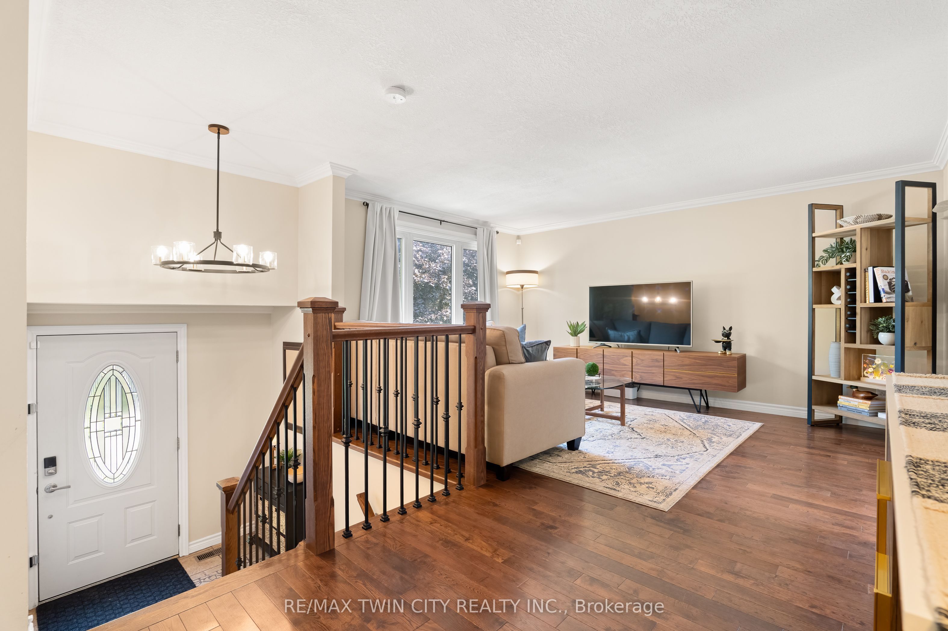 21 Golden Meadow Crescent, Kitchener, ON N2N 2L7 photo 5