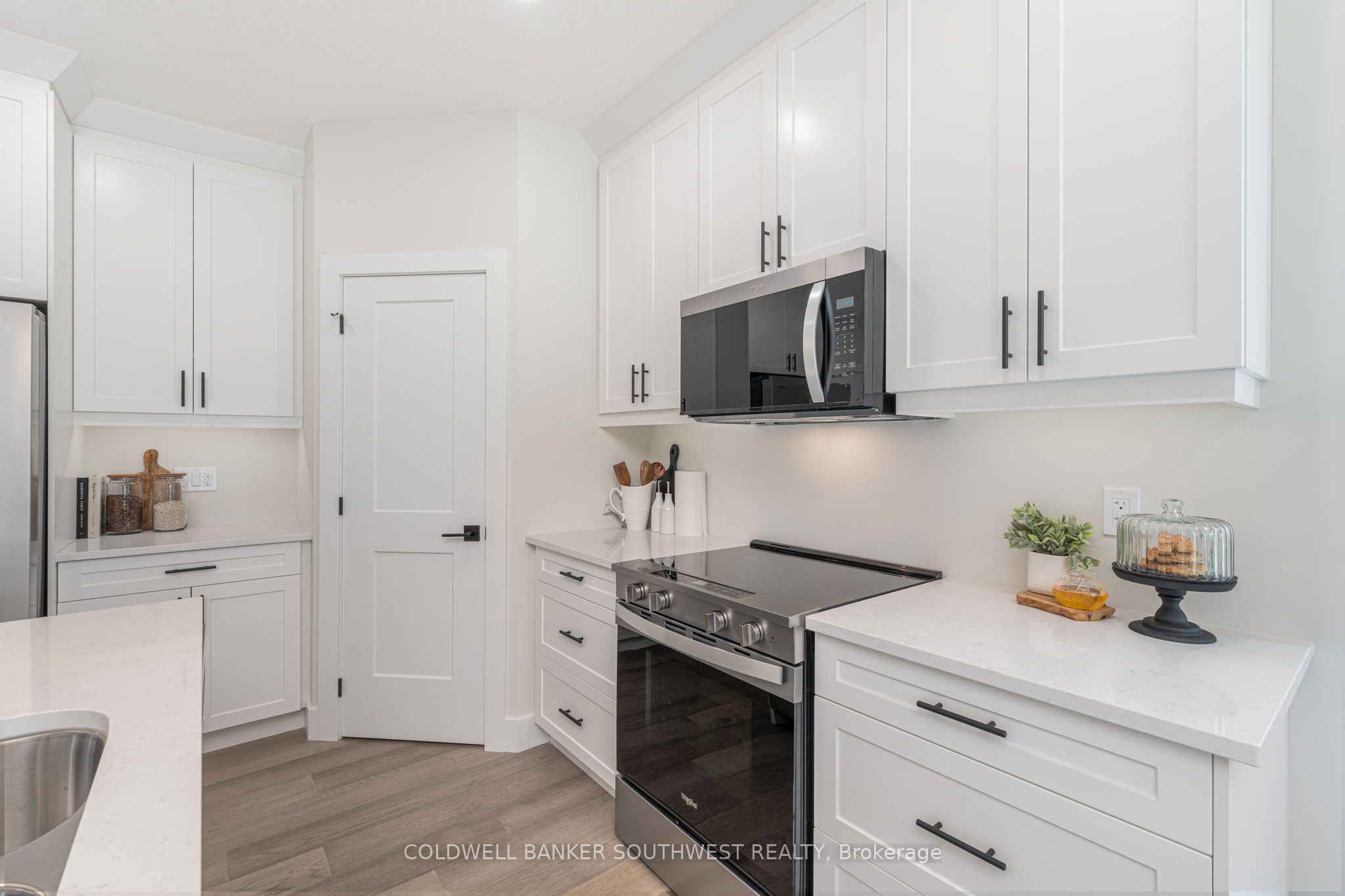 415 ANISE Lane, Sarnia, ON N7S 0G6 photo 3