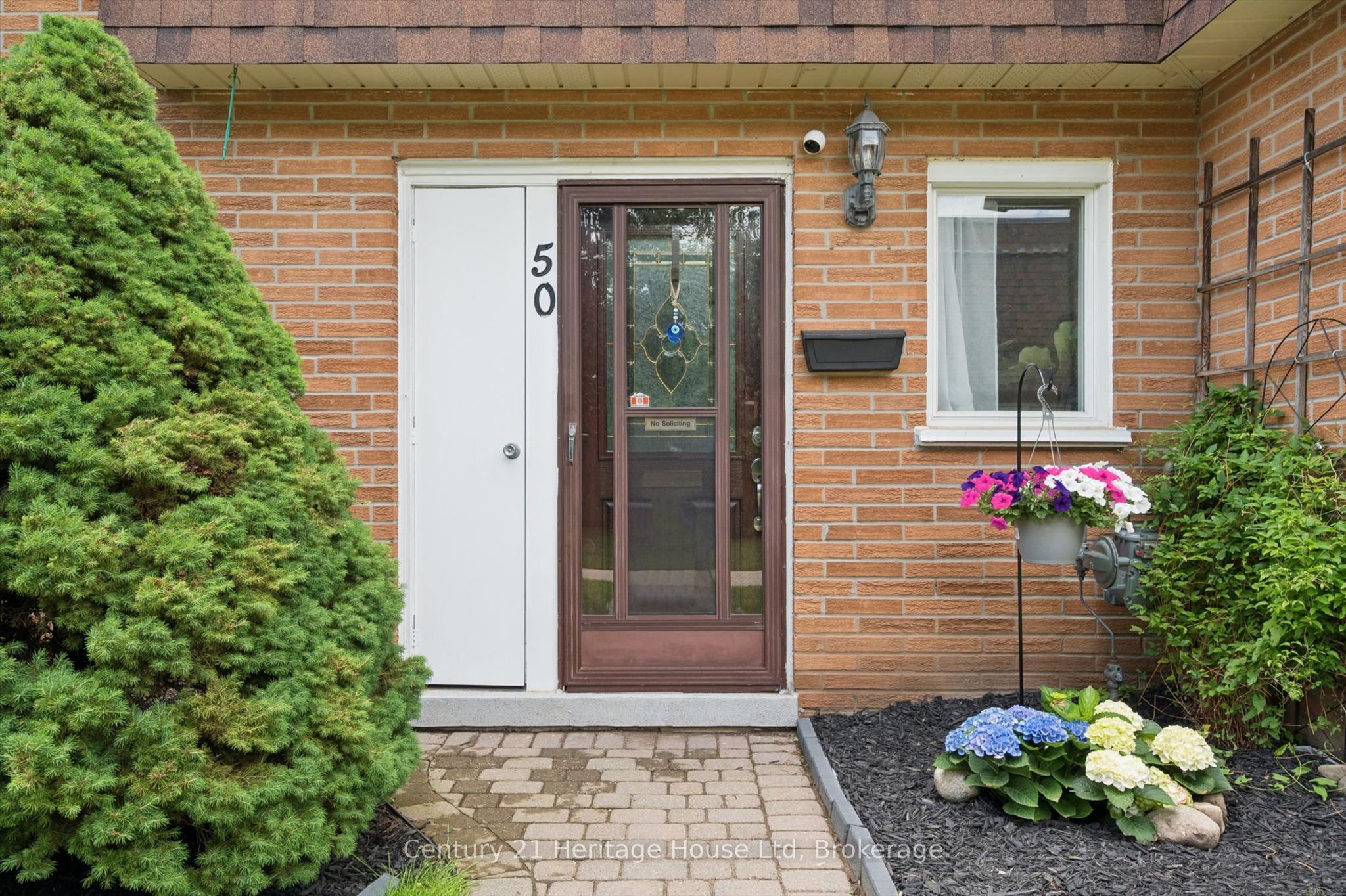 120 Country Club Drive 50, Guelph, ON N1E 3K7 photo 4