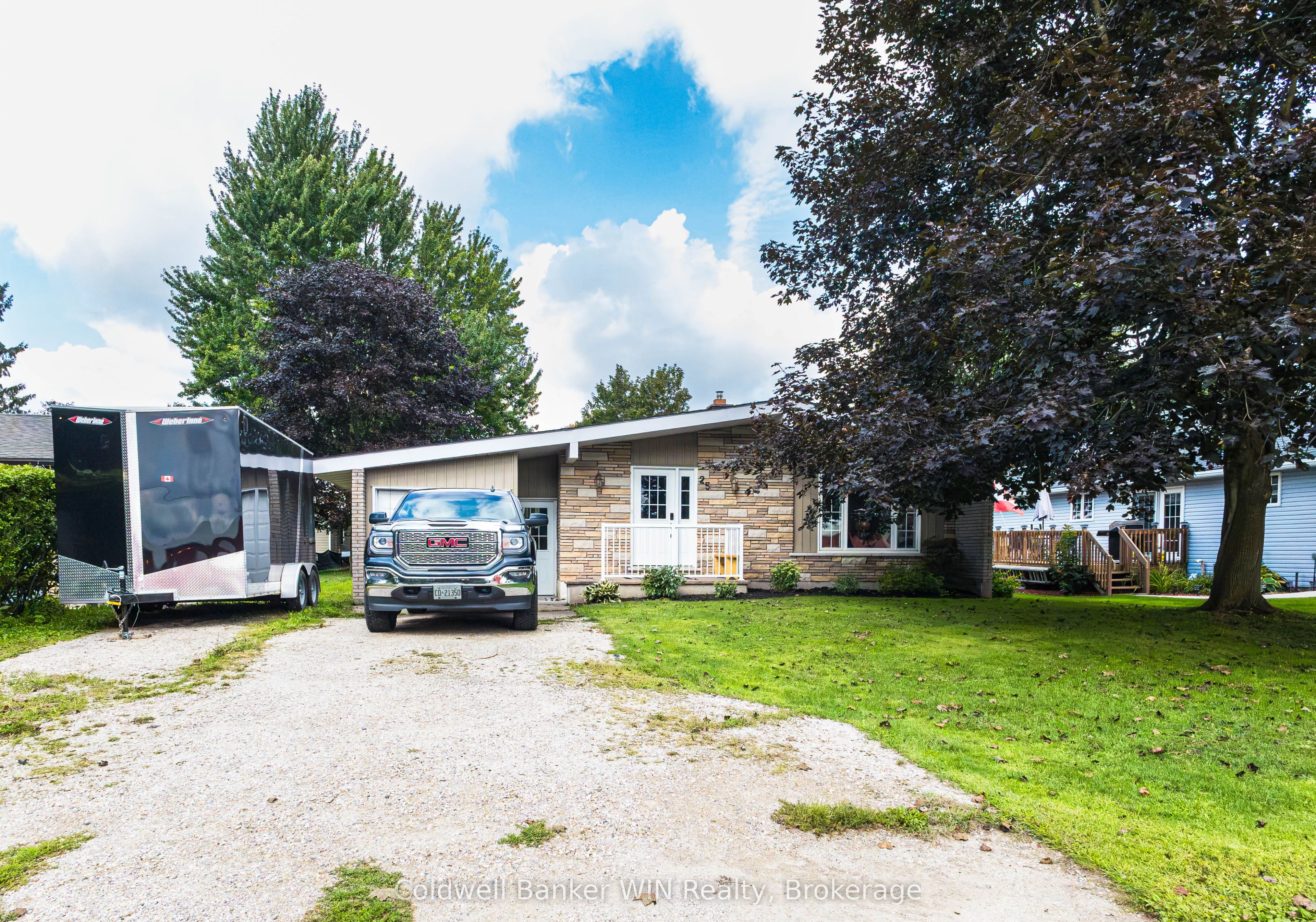 25 Thomas Street, South Bruce, ON N0G 2S0