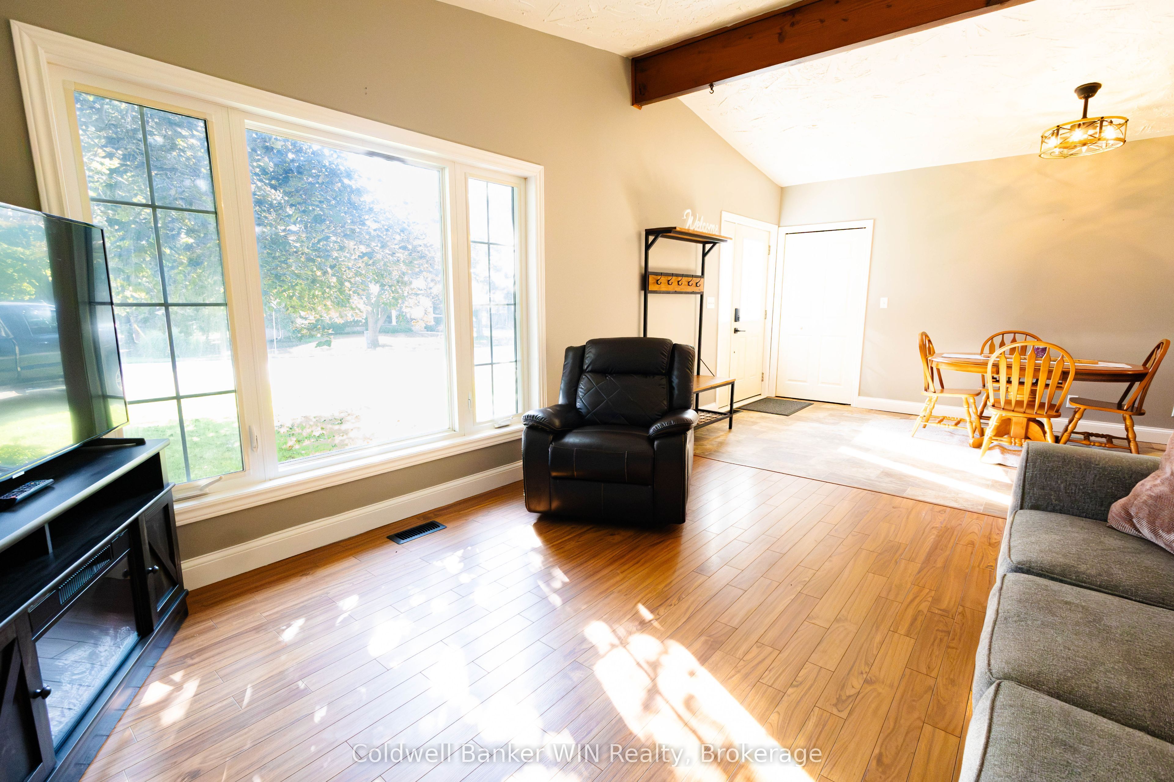 25 Thomas Street, South Bruce, ON N0G 2S0 photo 5