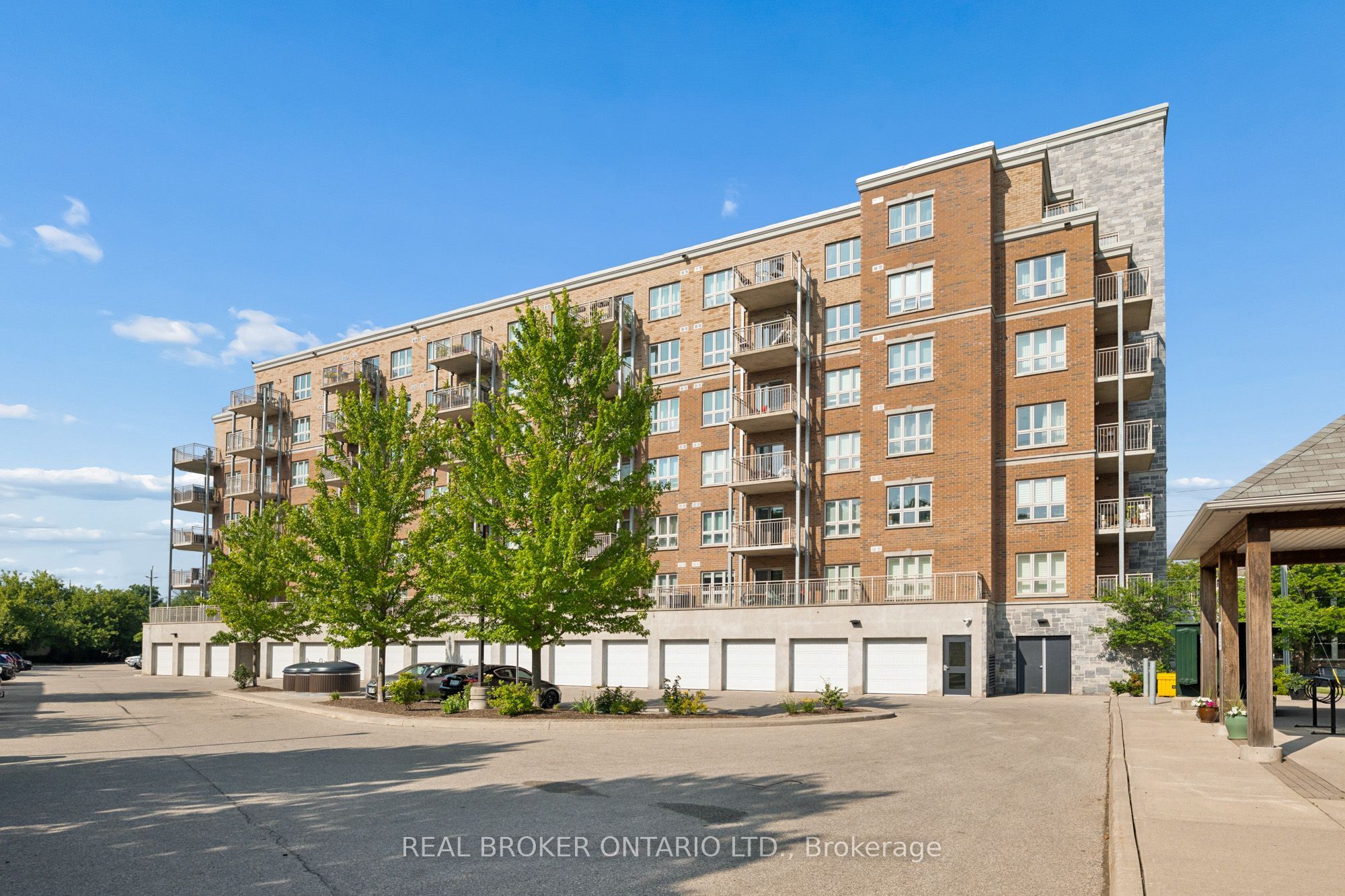 155 Water Street S 211, Cambridge, ON N1R 3E3 photo 3