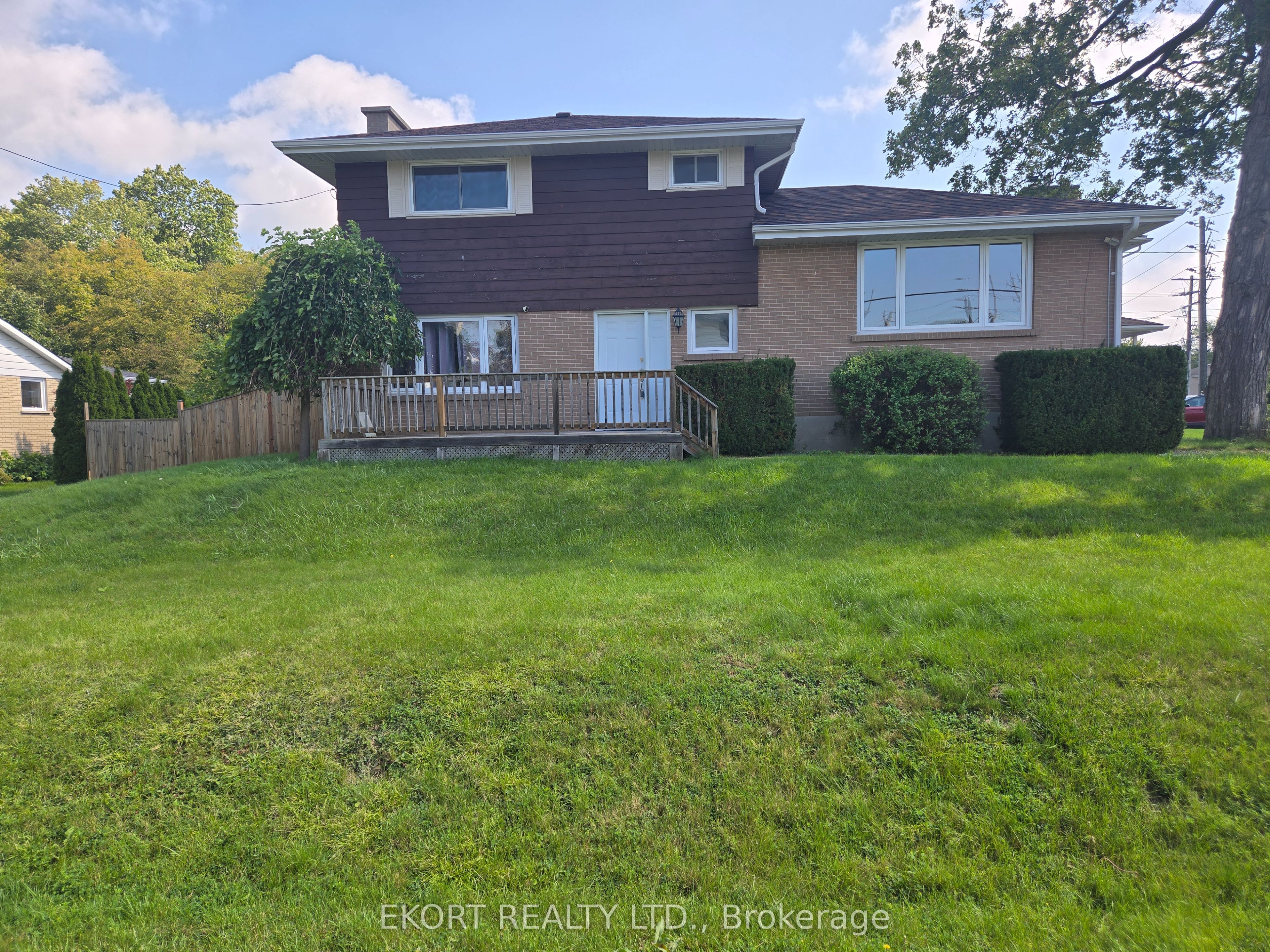12 Edgehill Road, Belleville, ON K8N 2L1 photo 2