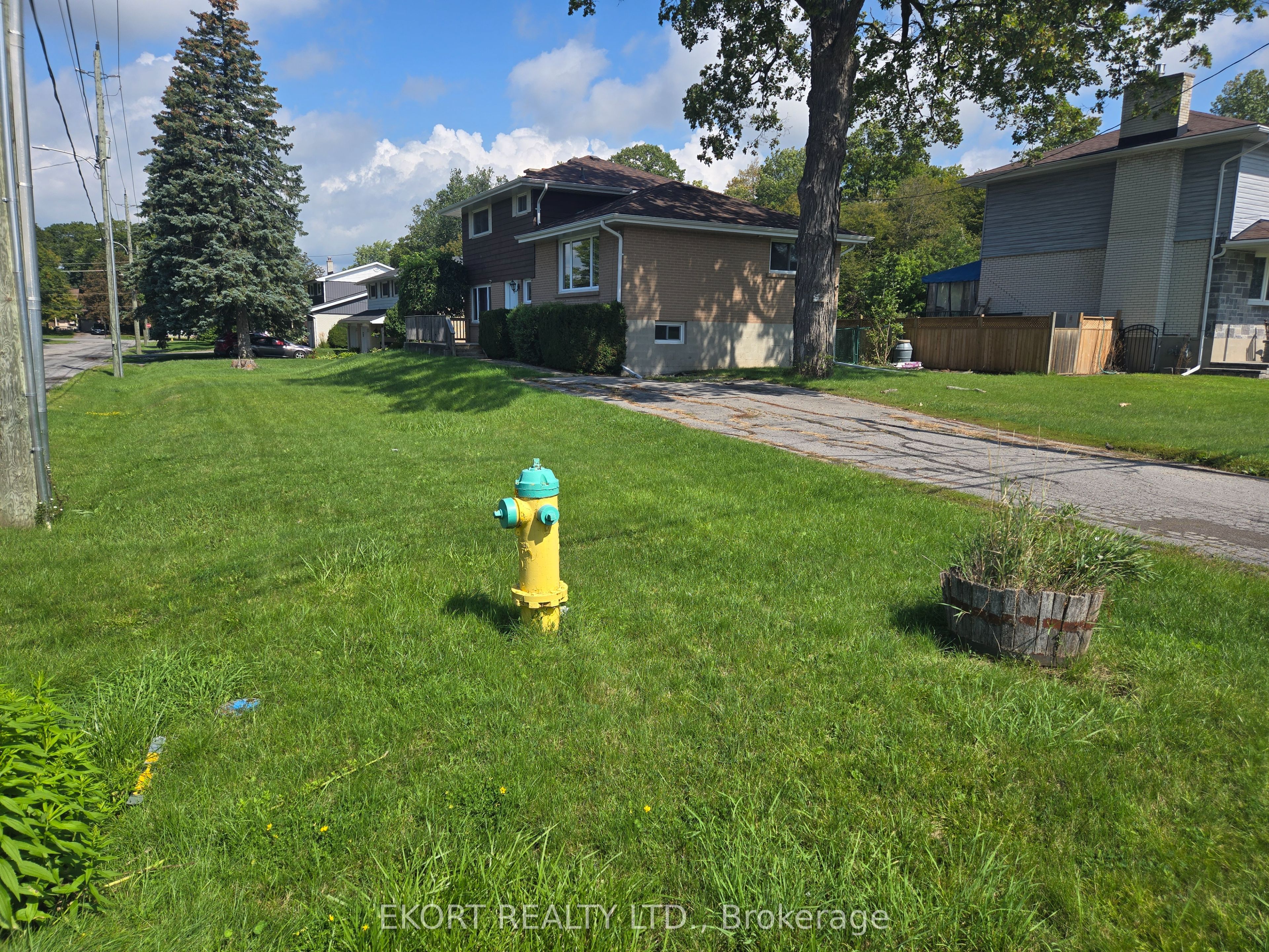12 Edgehill Road, Belleville, ON K8N 2L1 photo 3