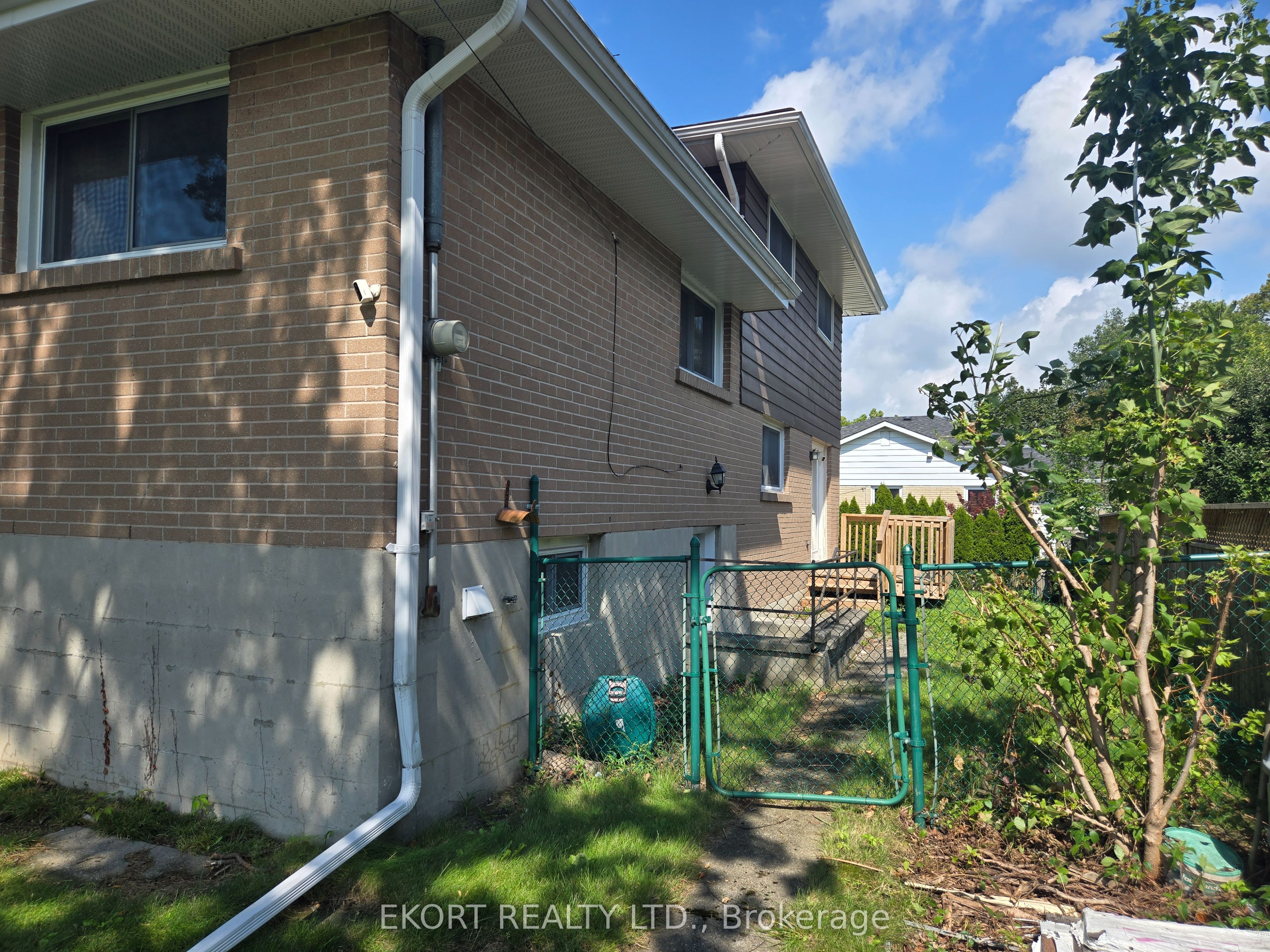12 Edgehill Road, Belleville, ON K8N 2L1 photo 5
