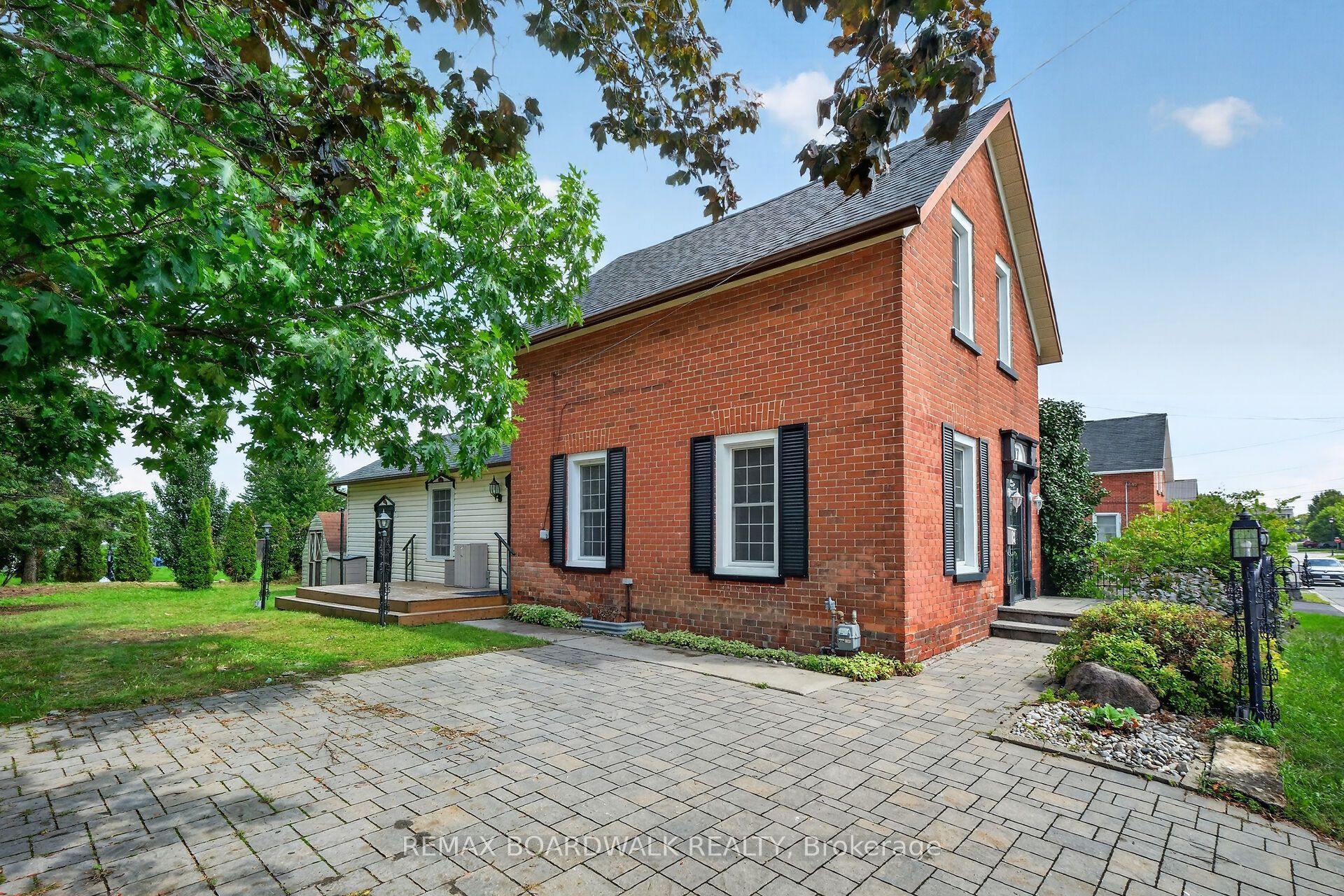 17 Francis Street, Carleton Place, ON K7C 2J5 photo 3