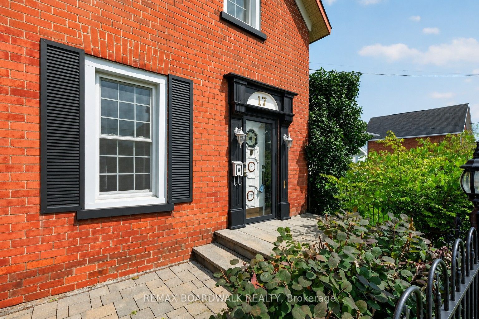 17 Francis Street, Carleton Place, ON K7C 2J5 photo 4