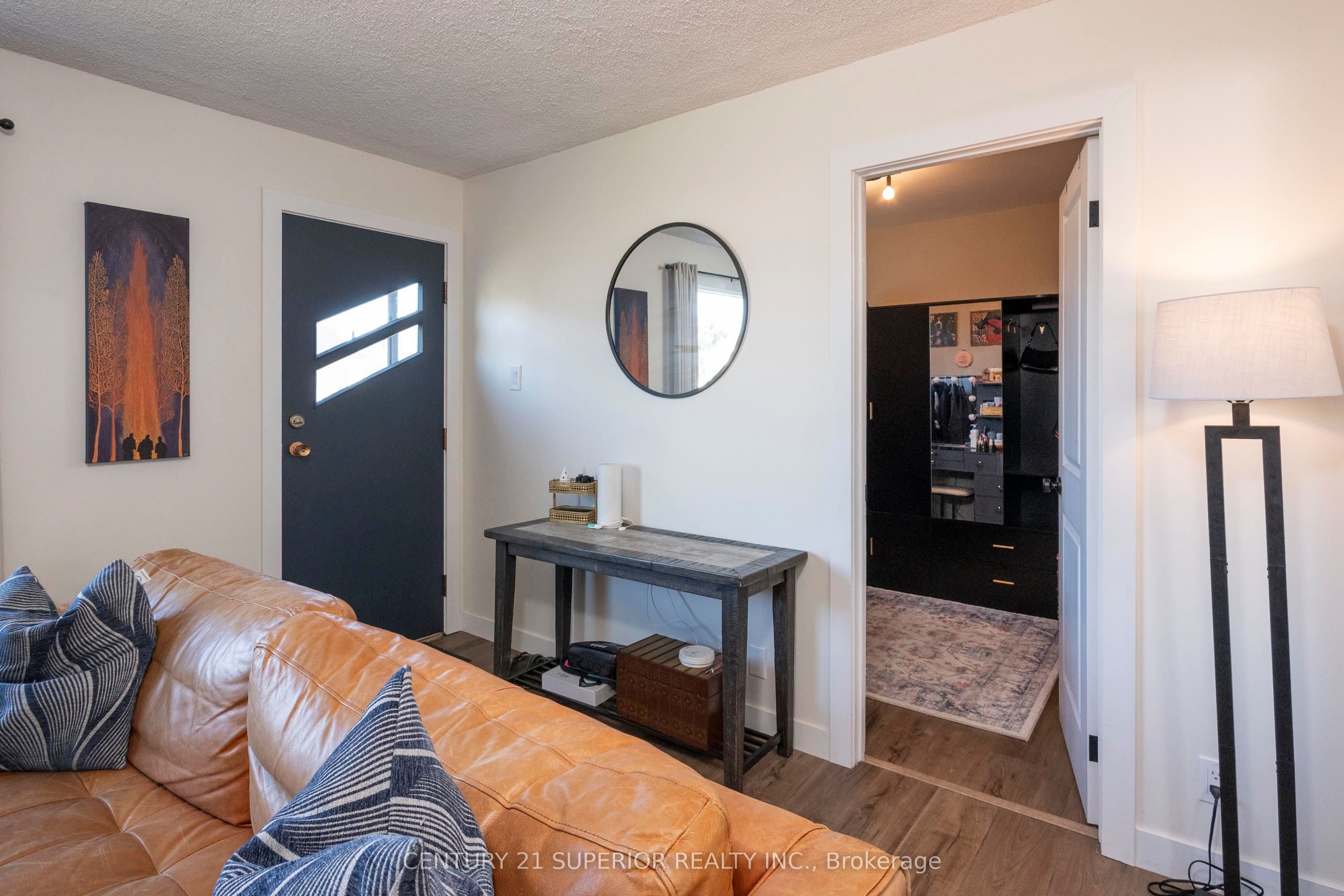218 Christina Street E, Thunder Bay, ON P7E 4N7 photo 4