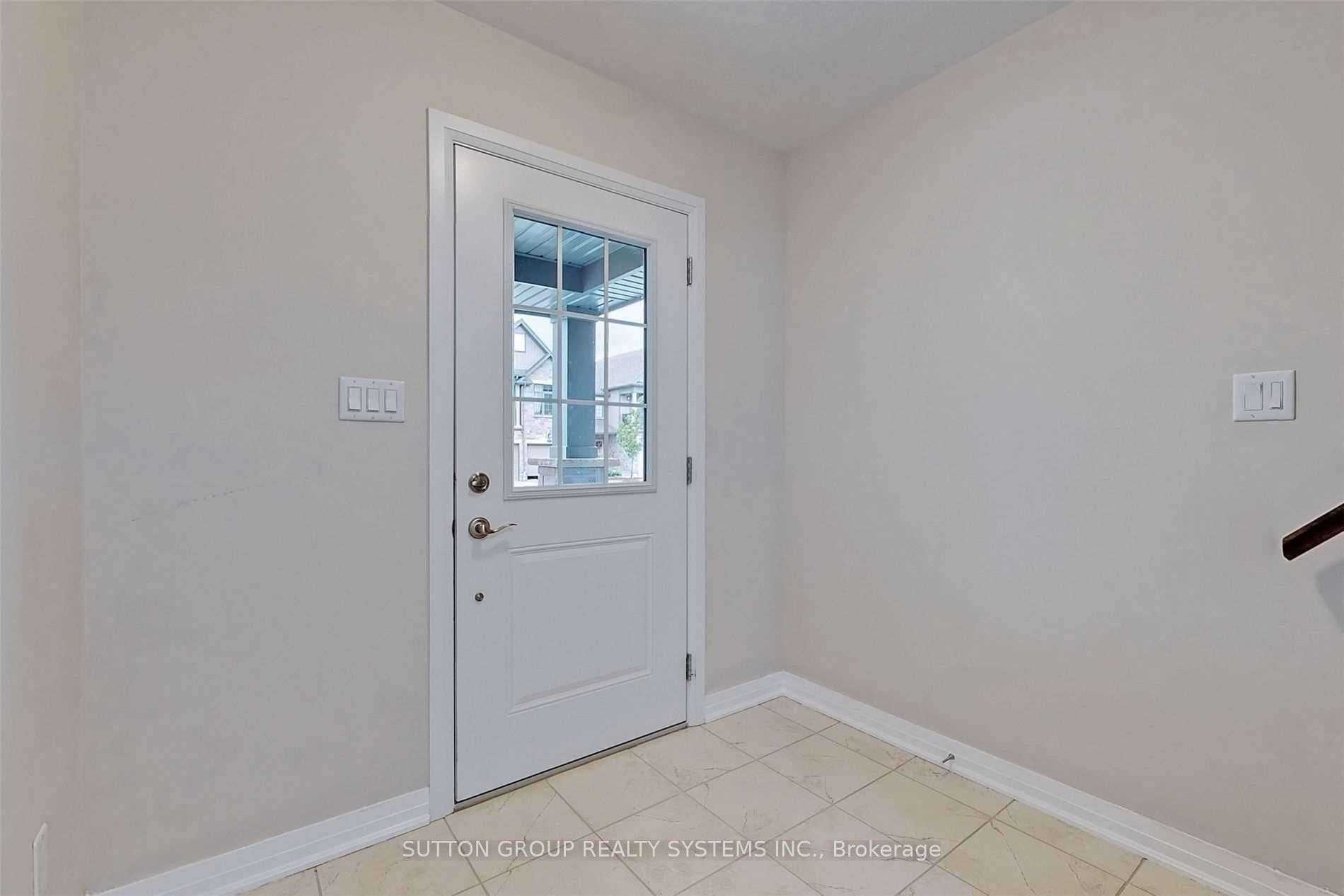 170 South Creek Drive 81, Kitchener, ON N2P 0J5 photo 2