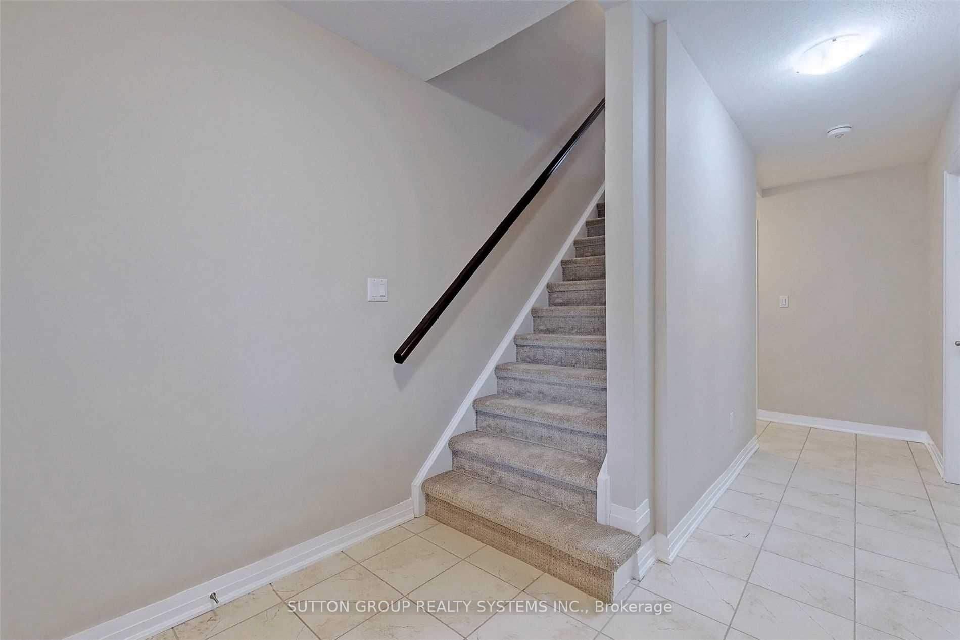 170 South Creek Drive 81, Kitchener, ON N2P 0J5 photo 3