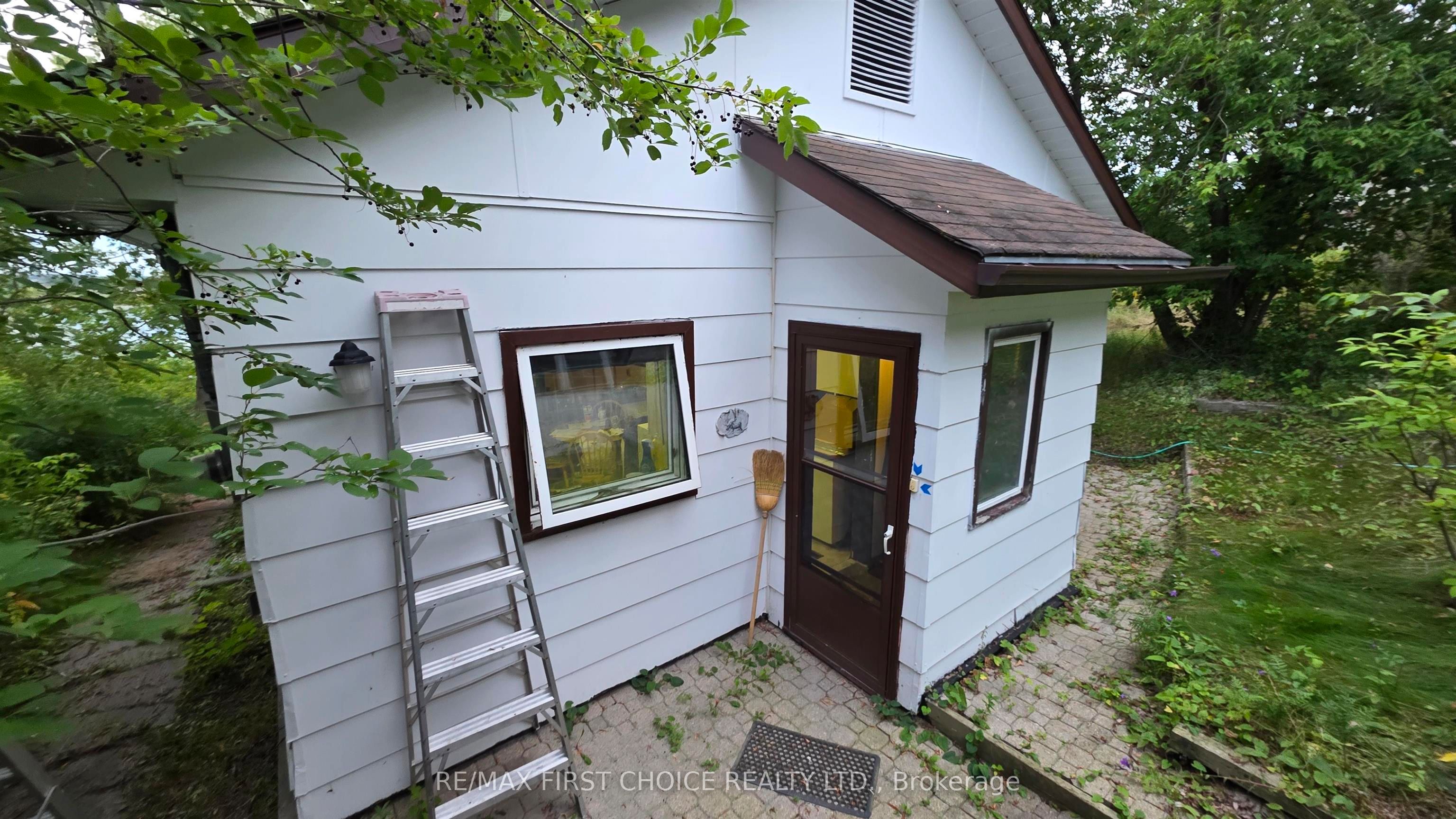 335 Govt road Road, Kenora, ON P0X 1C0 photo 3