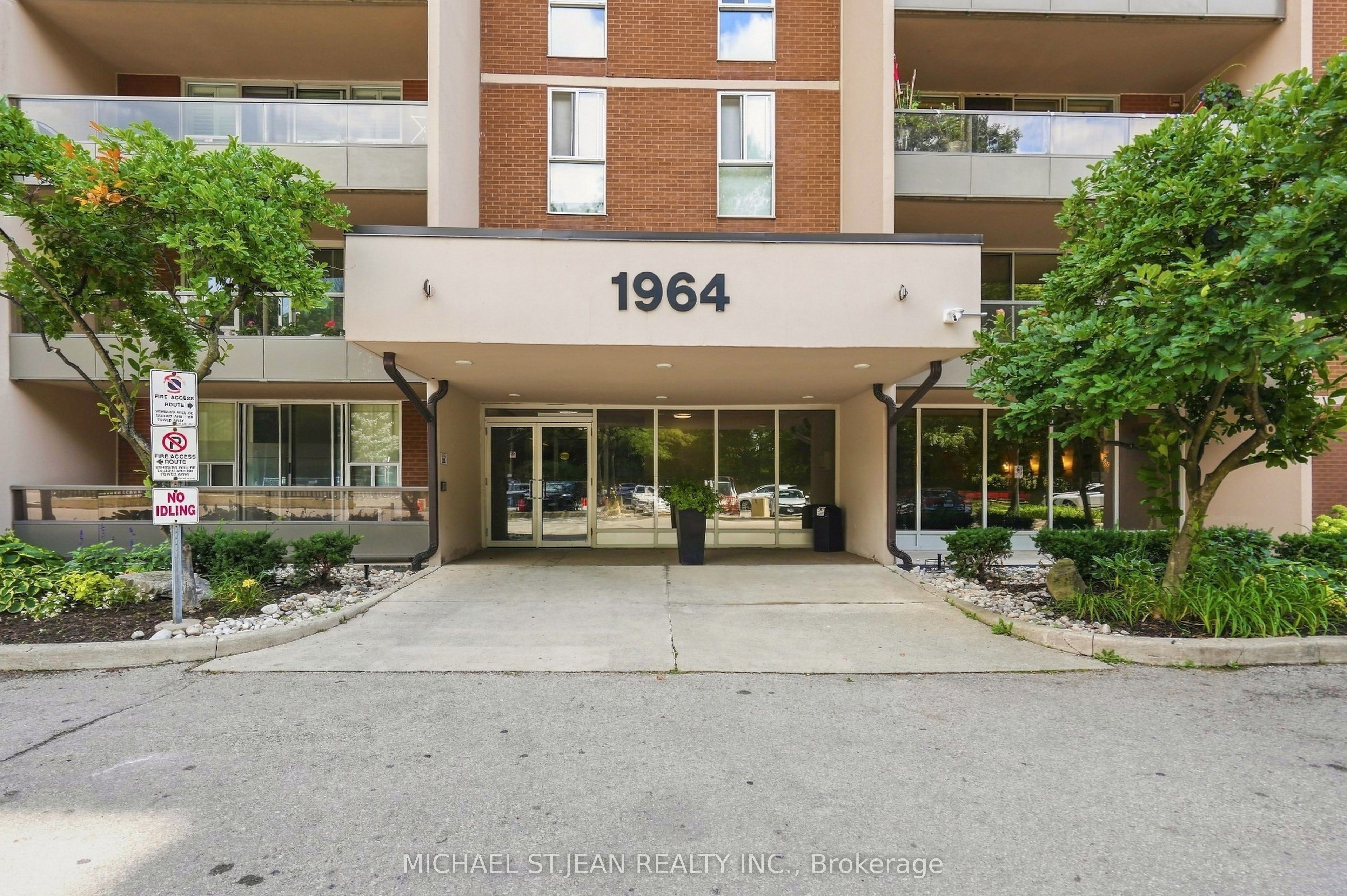 1964 Main Street W 507, Hamilton, ON L8S 1J5 photo 5