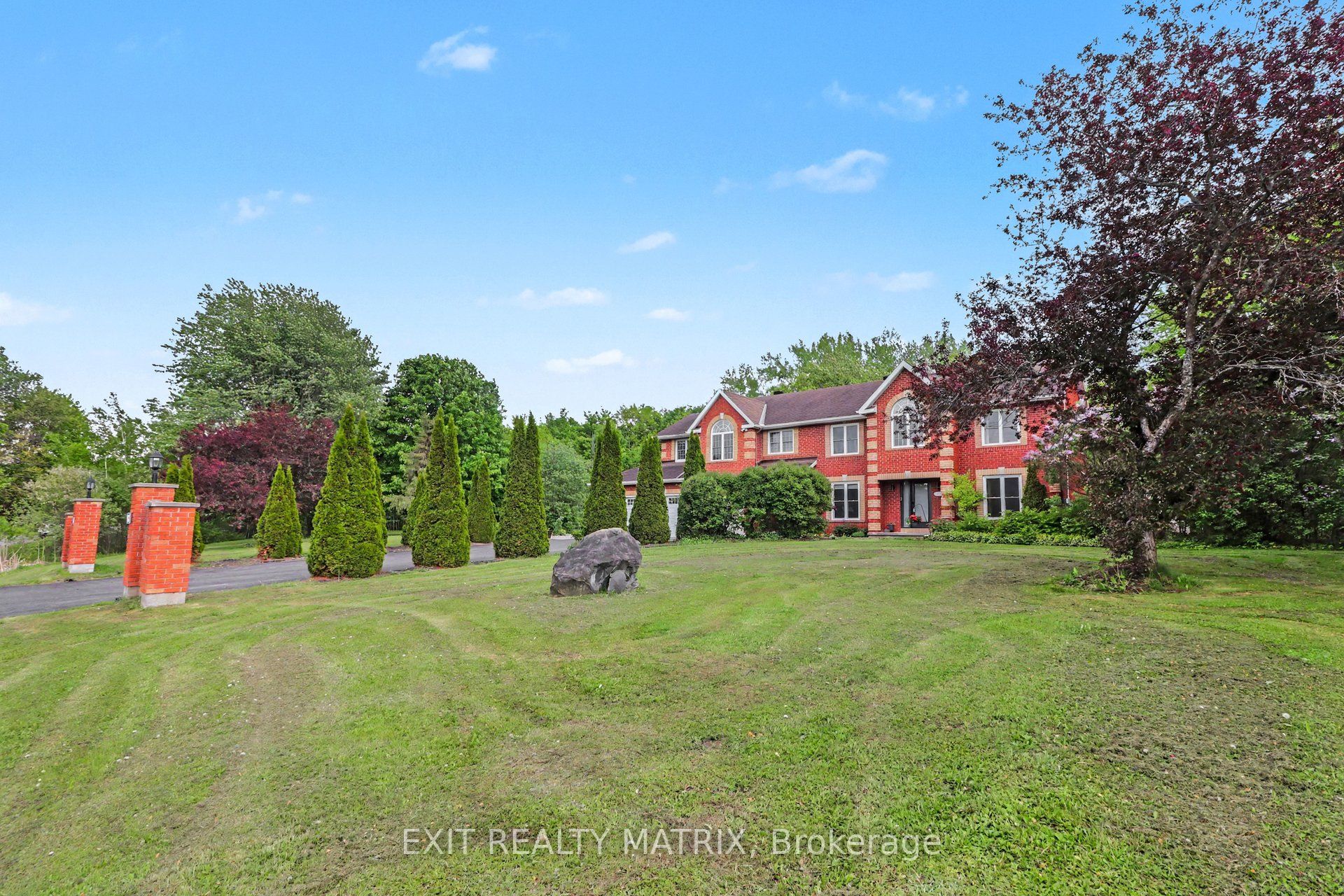 1322 Du Gouverneur Drive, Orleans - Cumberland and Area, ON K4C 1E2 photo 3