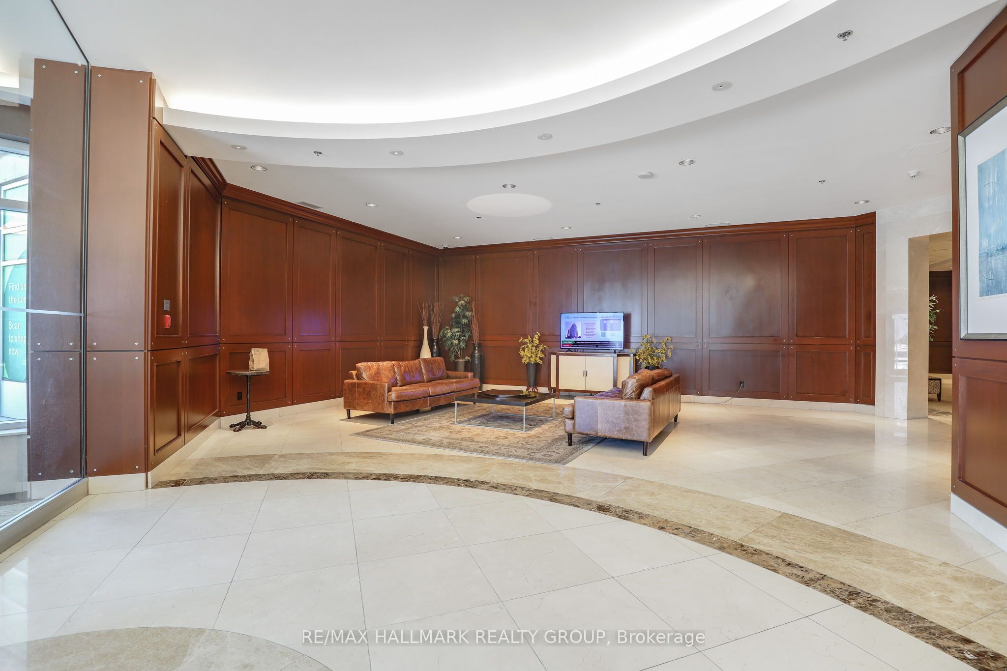 200 Rideau Street 504, Lower Town - Sandy Hill, ON K1N 5Y1 photo 3