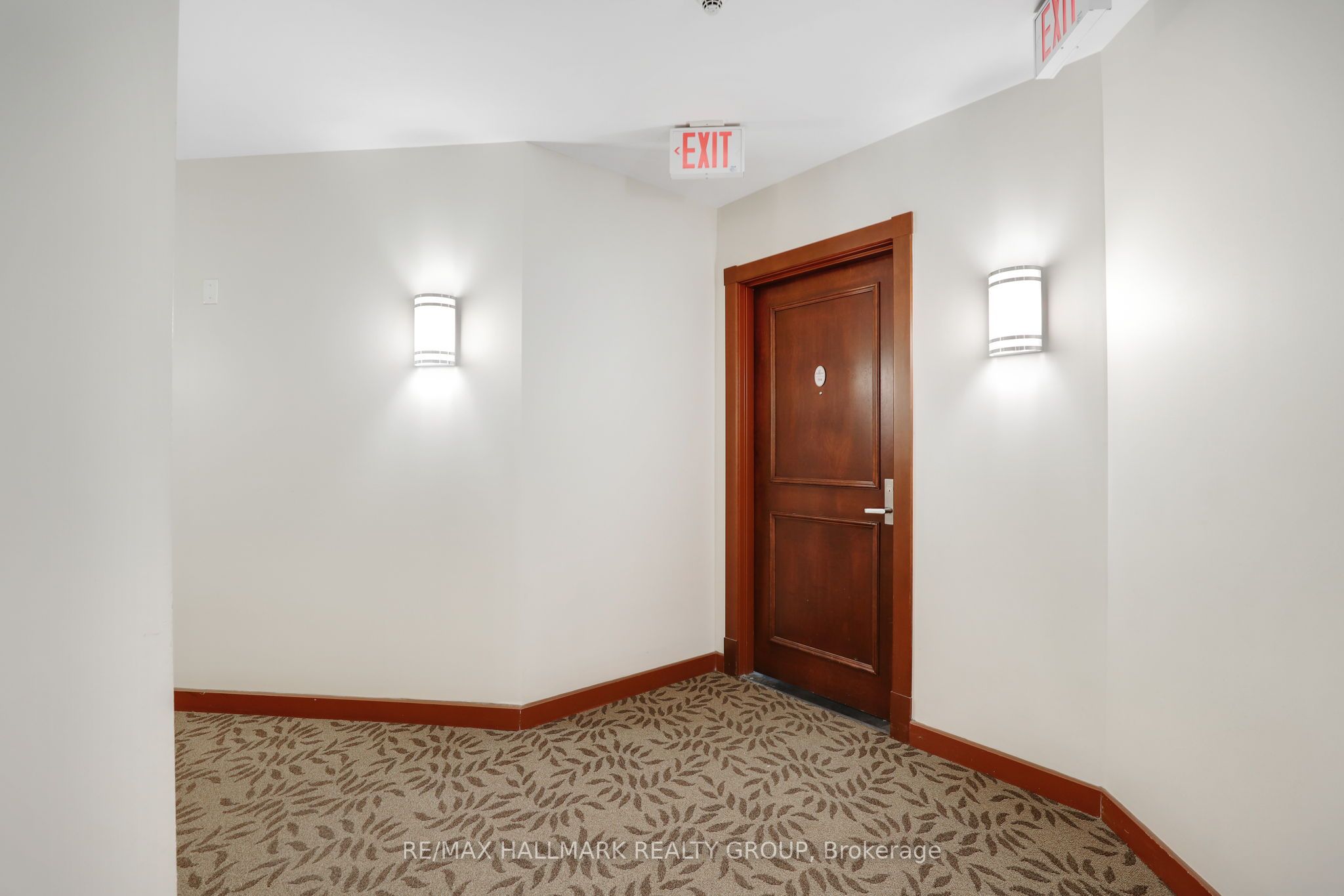 200 Rideau Street 504, Lower Town - Sandy Hill, ON K1N 5Y1 photo 4