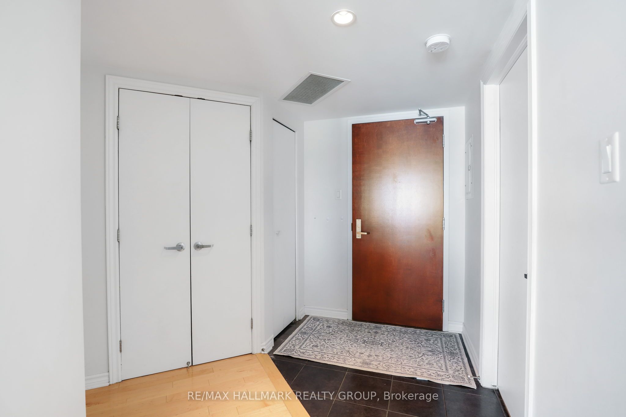 200 Rideau Street 504, Lower Town - Sandy Hill, ON K1N 5Y1 photo 5