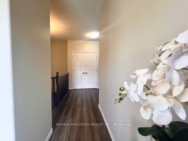 54 Ledgerock Court, Quinte West, ON K8R 0A6 photo 5